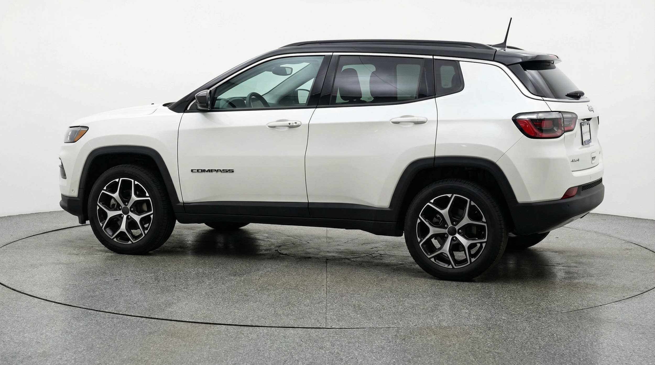 Thumbnail: 2025 Jeep Compass - 4