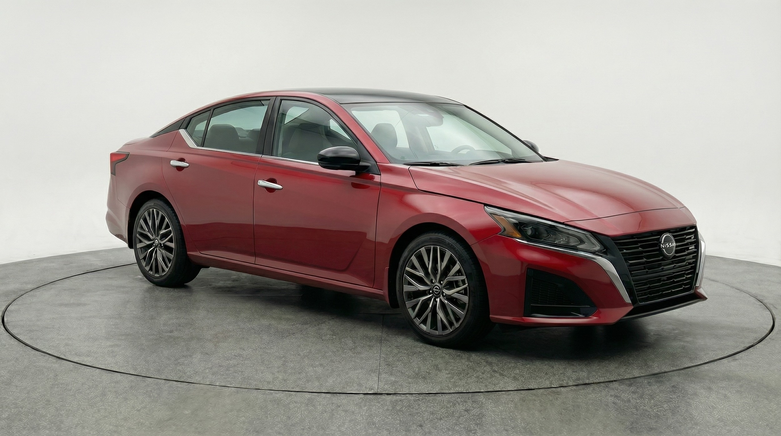 Thumbnail: 2025 Nissan Altima - 1