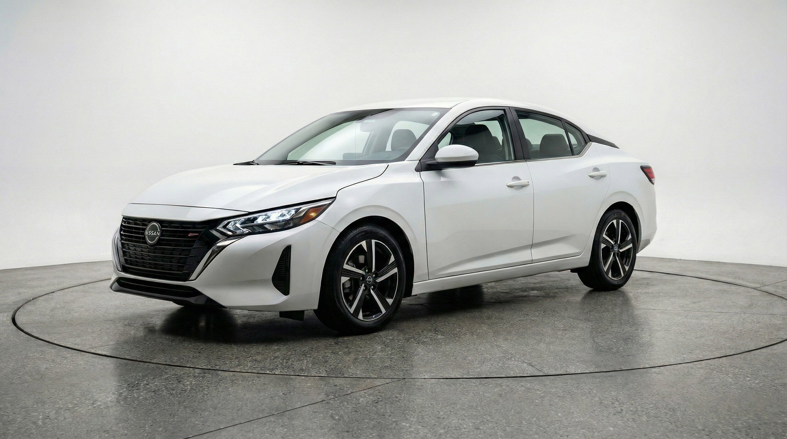 Thumbnail: 2025 Nissan Sentra - 3