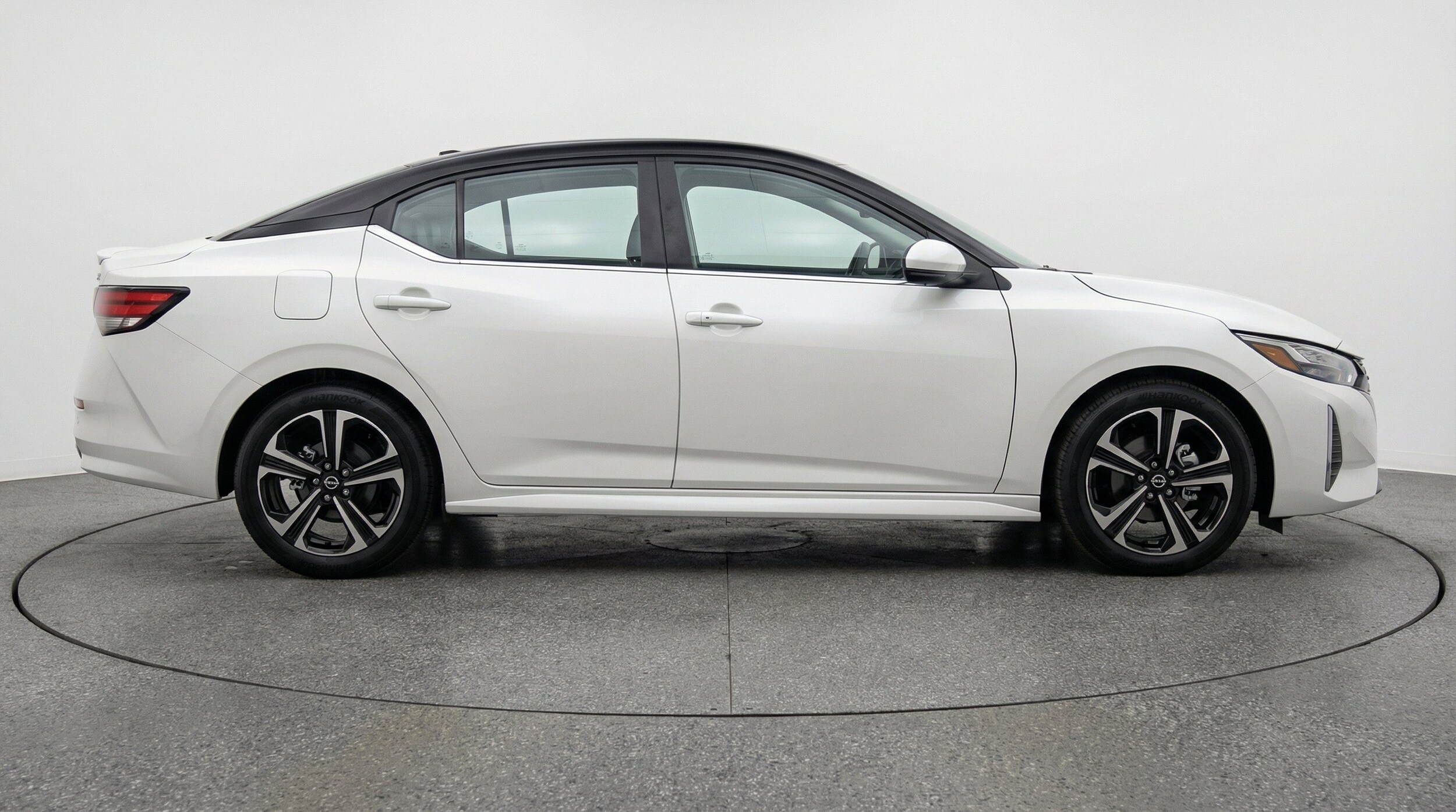 Thumbnail: 2025 Nissan Sentra - 11