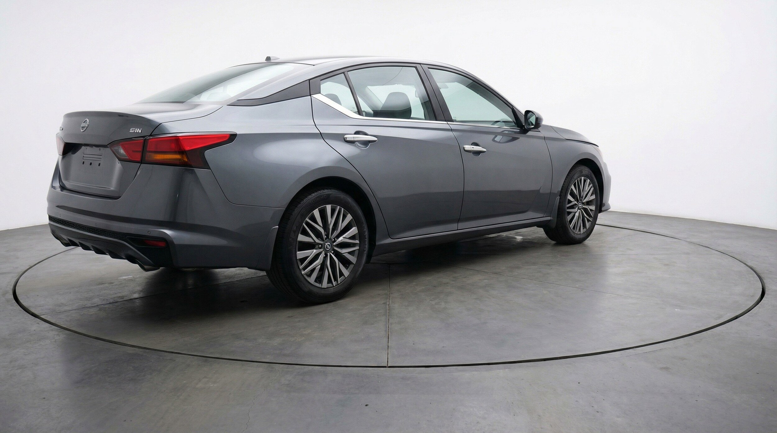 Thumbnail: 2025 Nissan Altima - 9