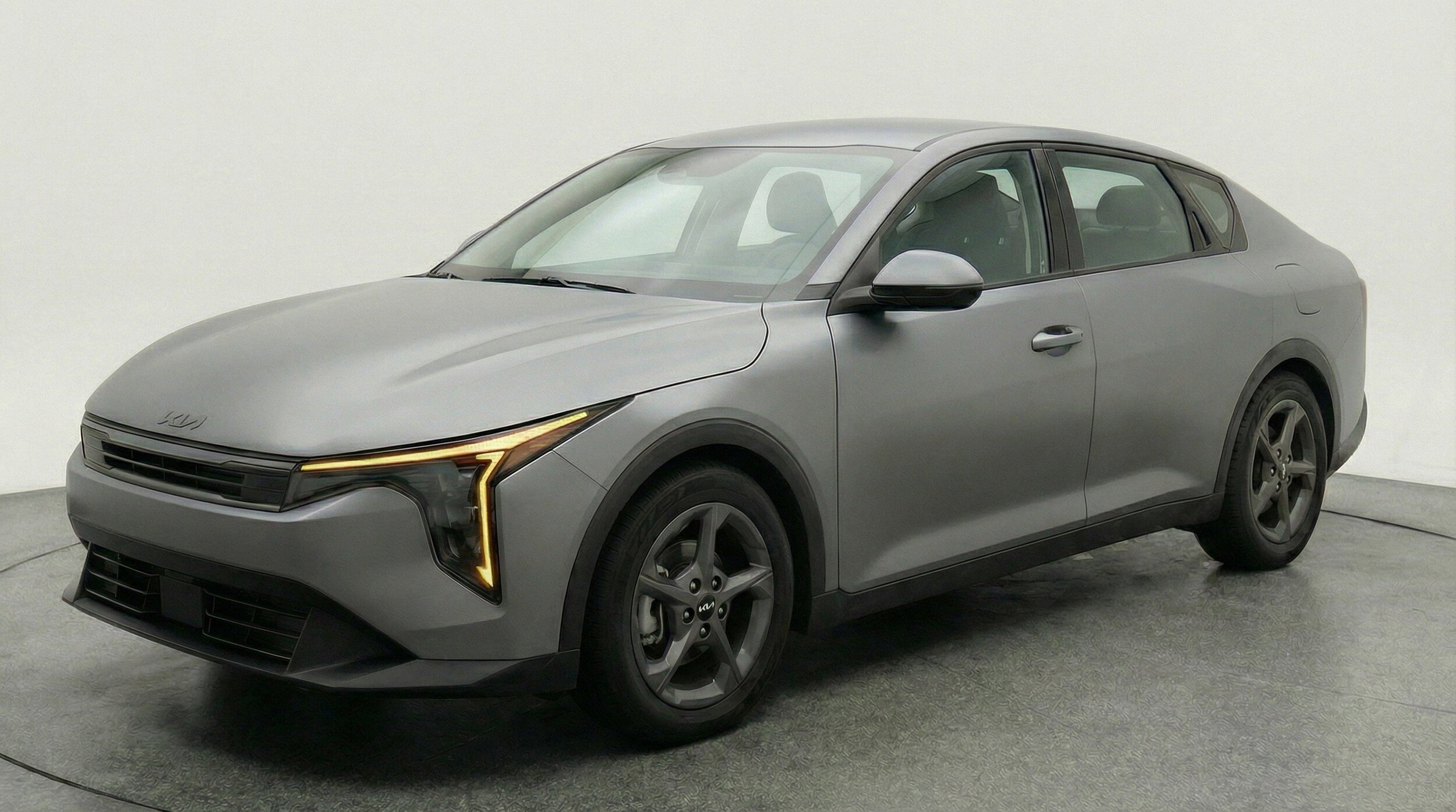 Thumbnail: 2025 Kia K4 - 3