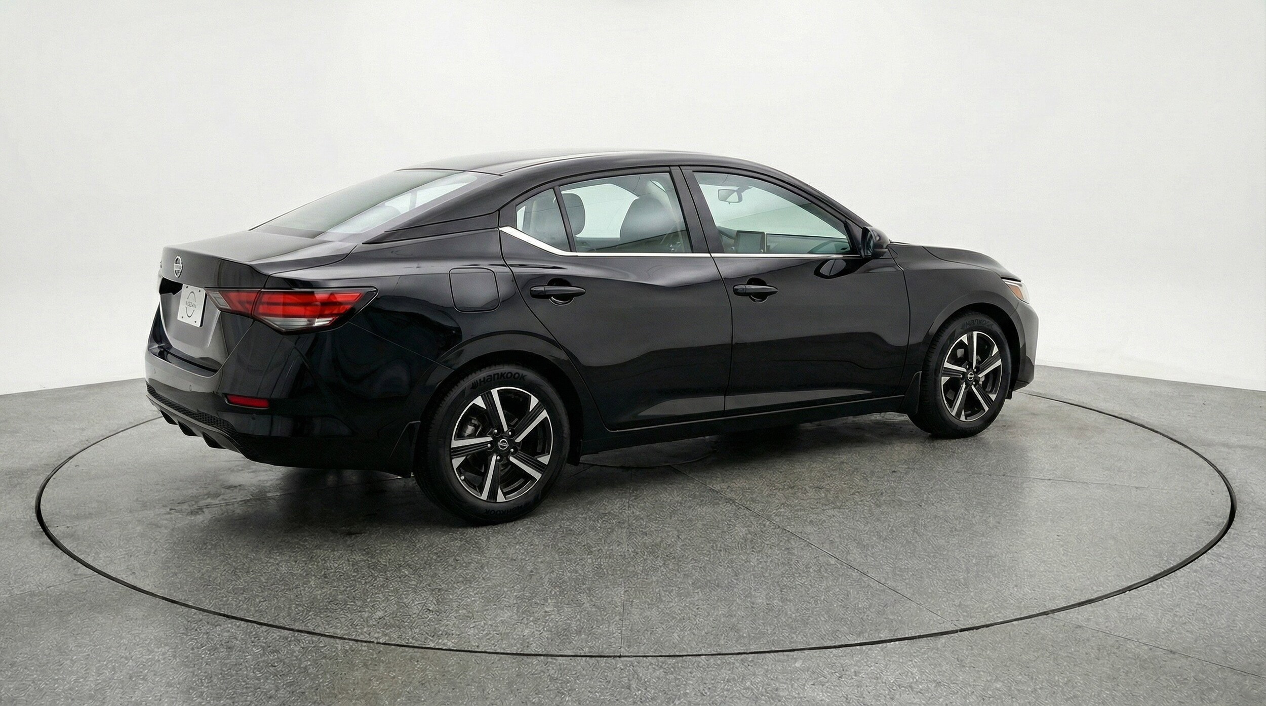 Thumbnail: 2025 Nissan Sentra - 9