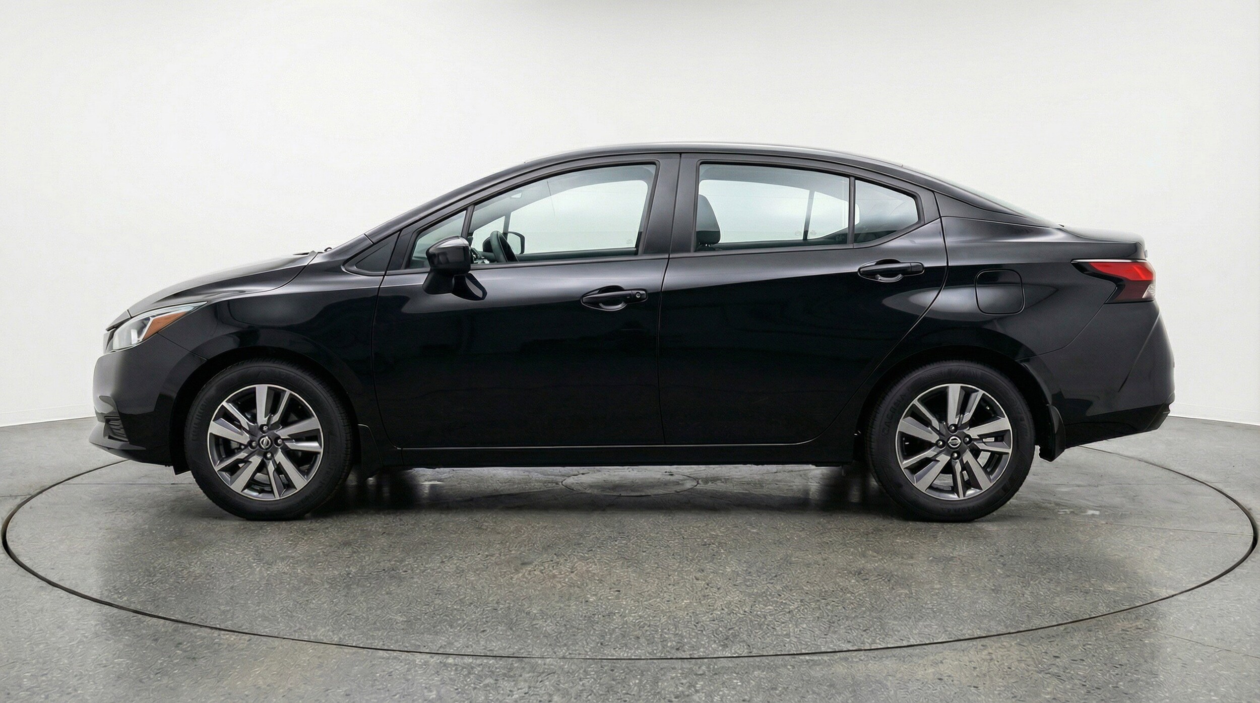 Thumbnail: 2025 Nissan Versa - 5