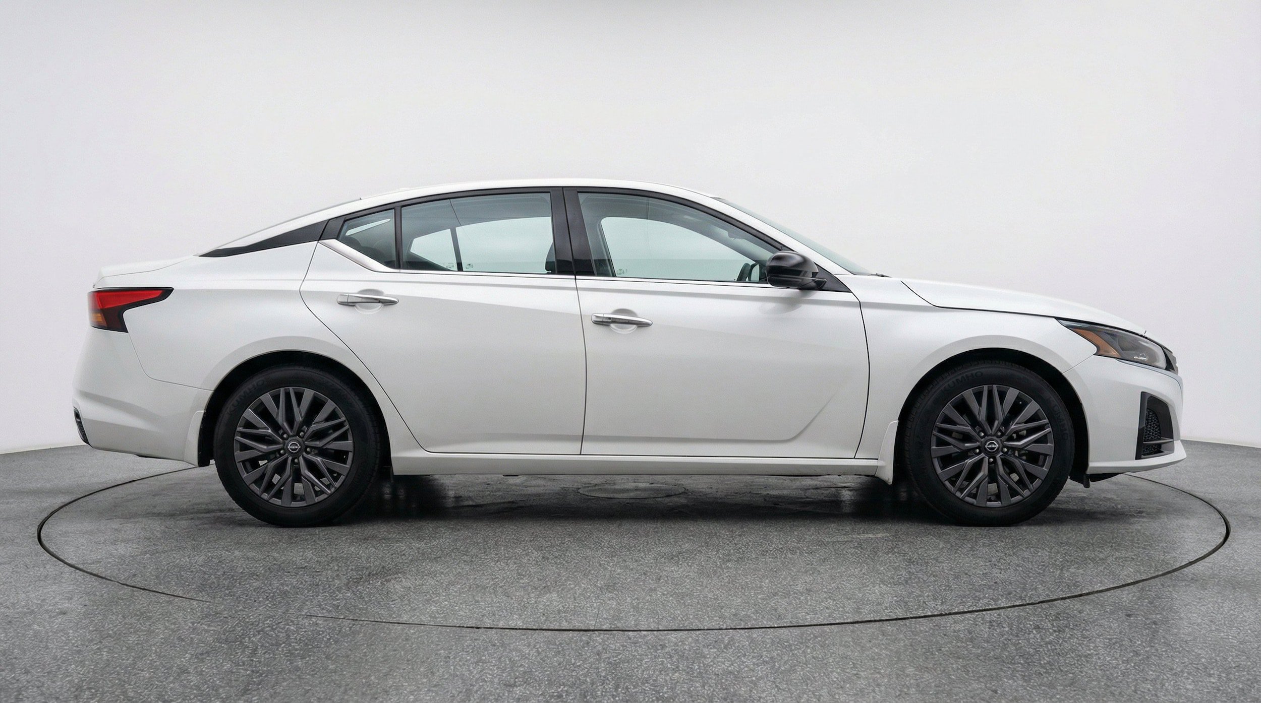 Thumbnail: 2025 Nissan Altima - 11