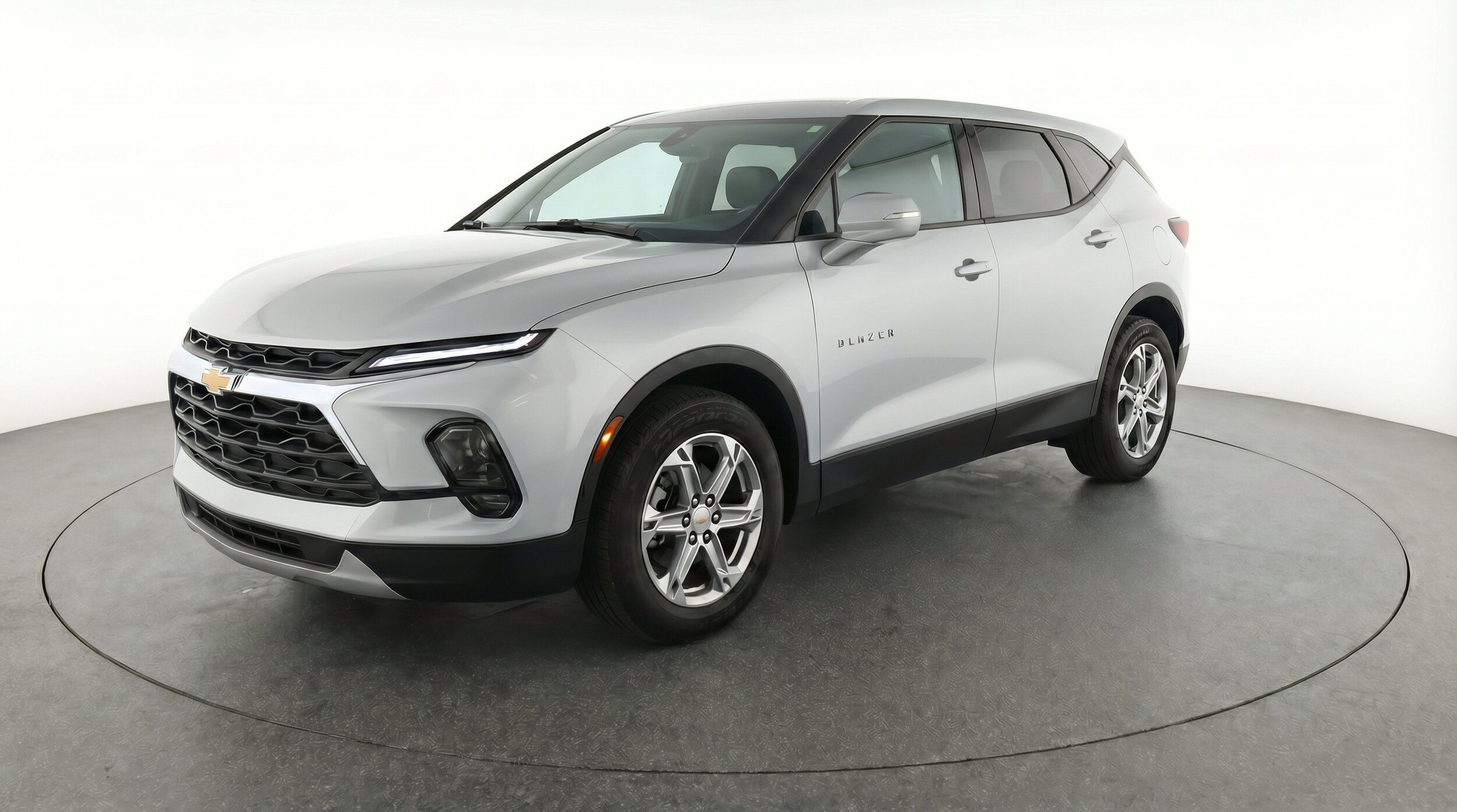 Thumbnail: 2025 Chevrolet Blazer - 3