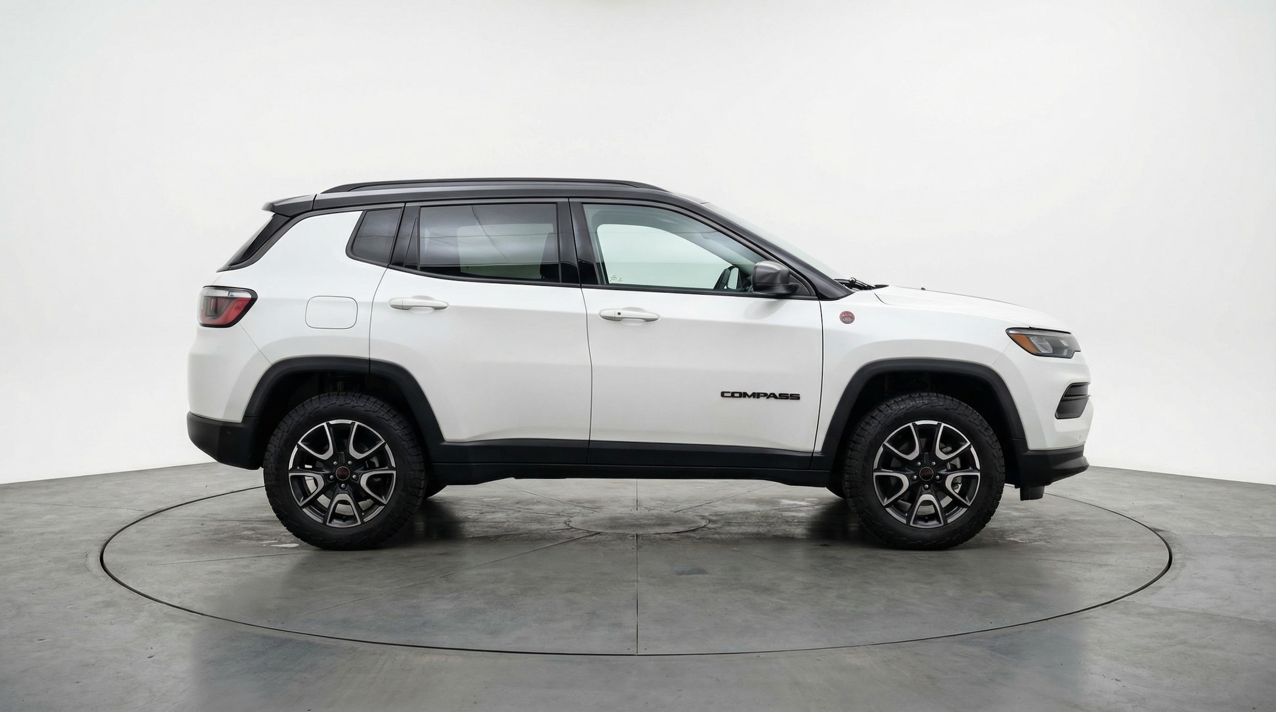 Thumbnail: 2025 Jeep Compass - 8
