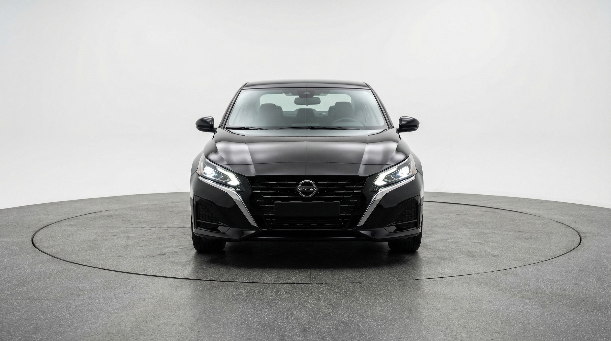 Thumbnail: 2025 Nissan Altima - 2