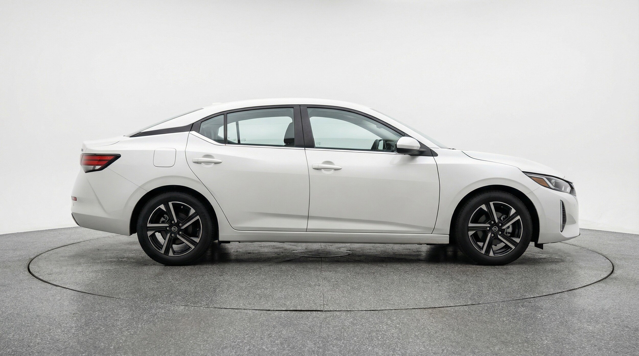 Thumbnail: 2025 Nissan Sentra - 11