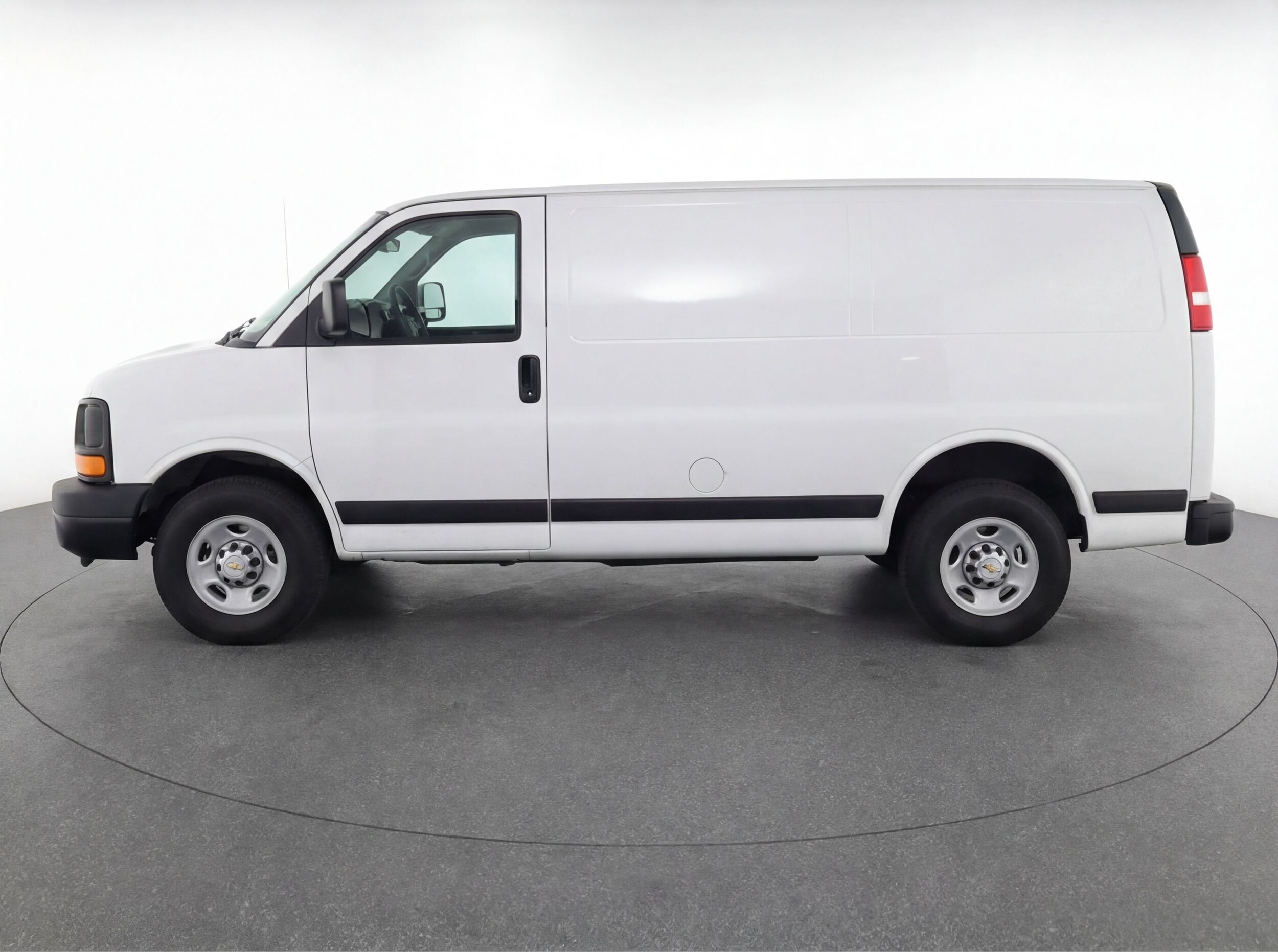 Thumbnail: 2025 Chevrolet Express - 5