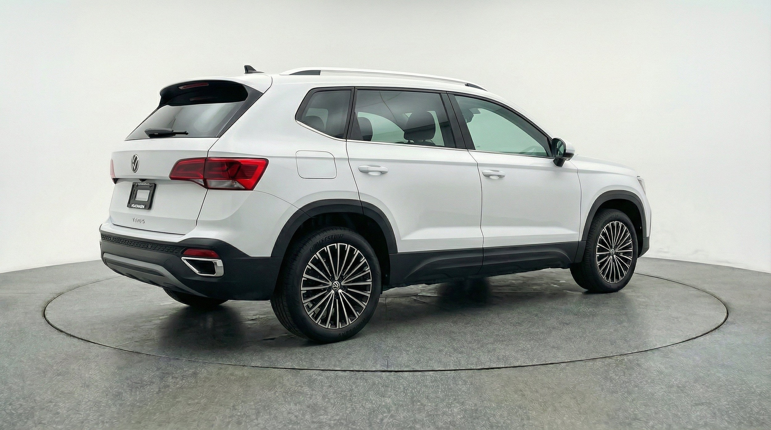 Thumbnail: 2025 Volkswagen Taos - 9