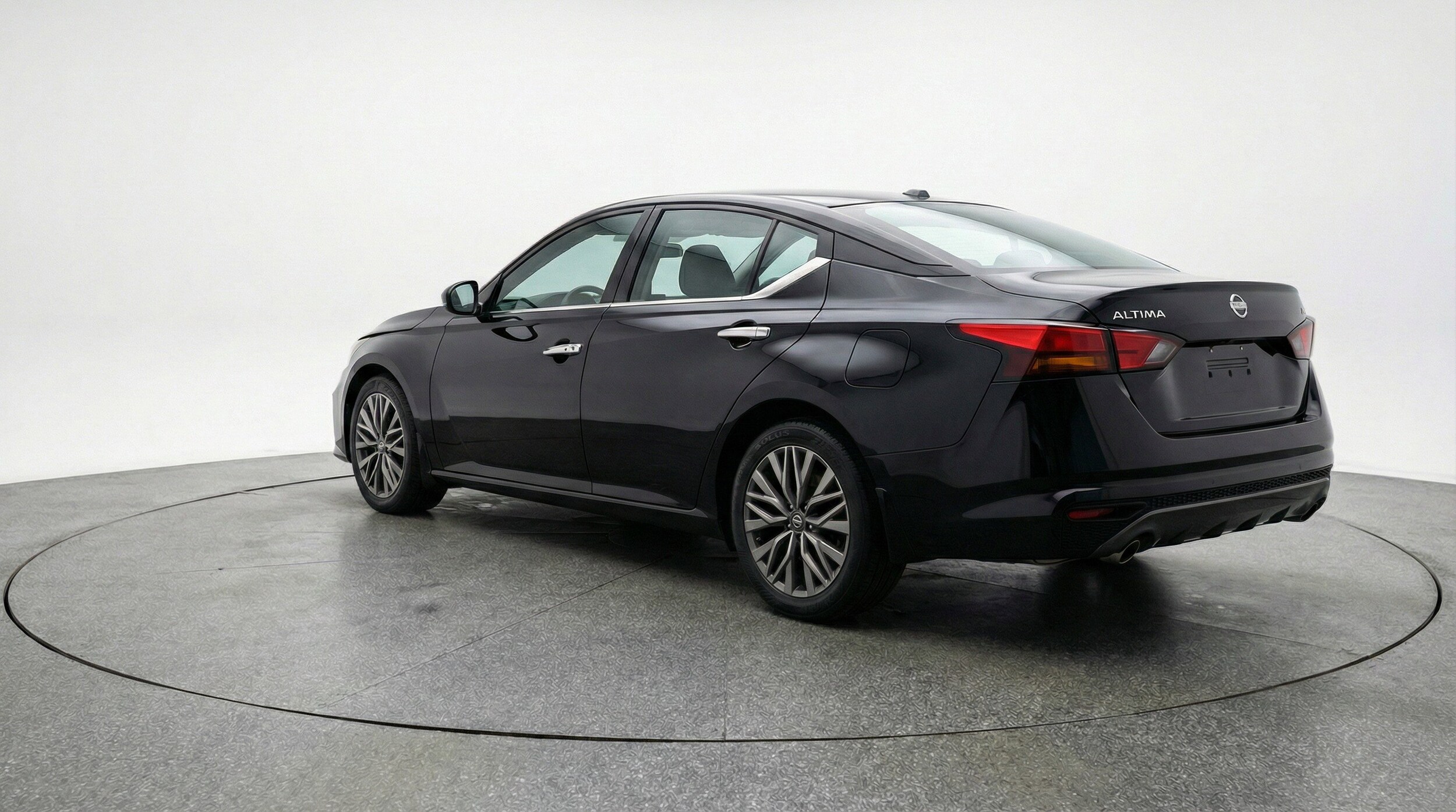 Thumbnail: 2025 Nissan Altima - 6