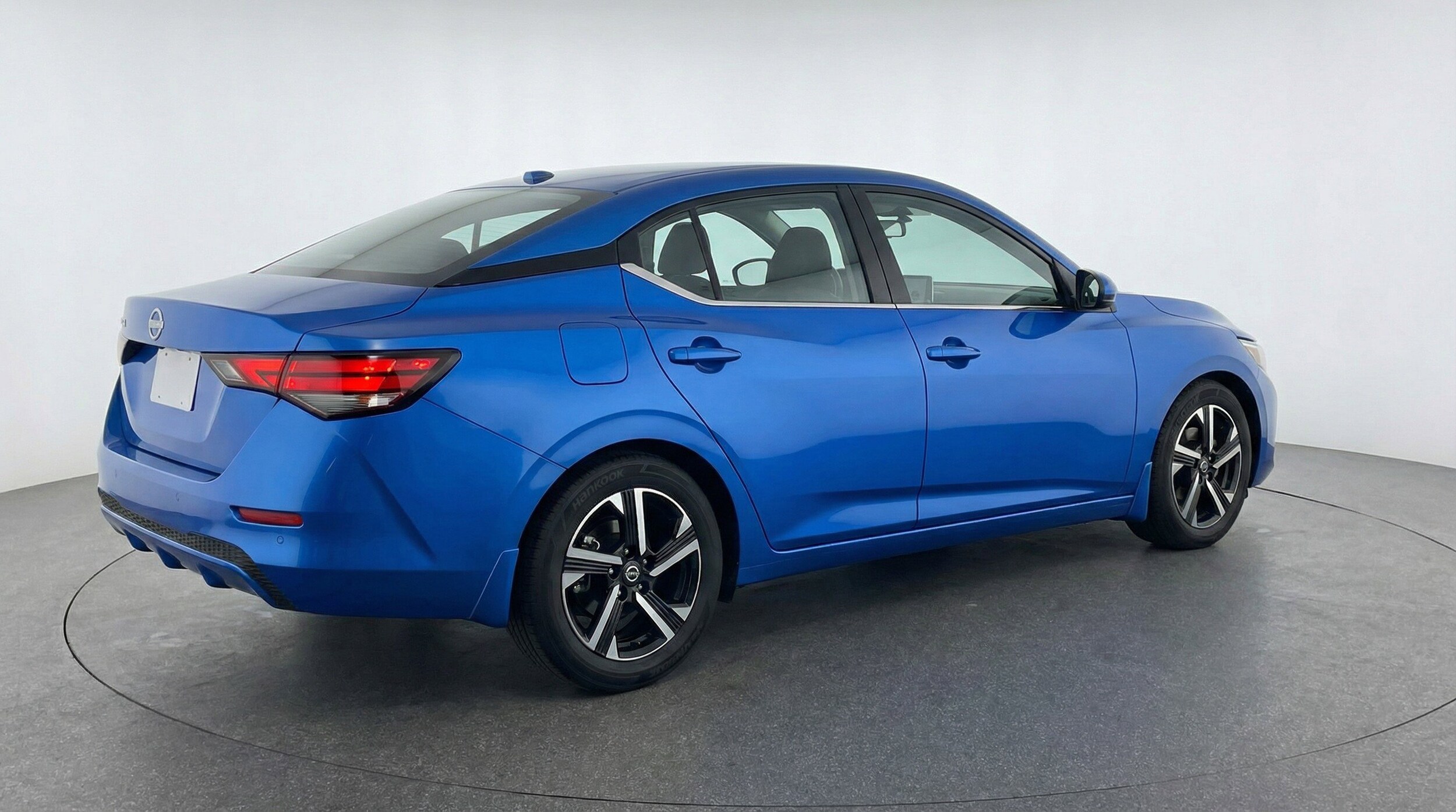 Thumbnail: 2025 Nissan Sentra - 9