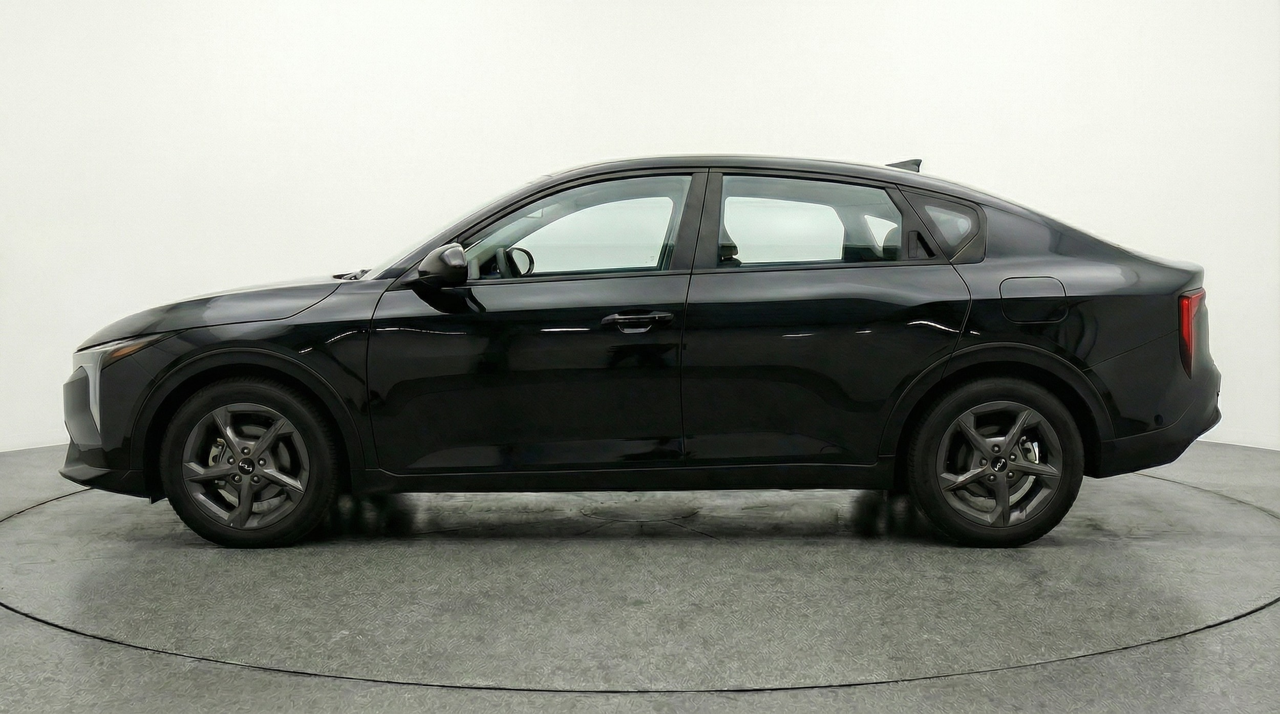 Thumbnail: 2025 Kia K4 - 4