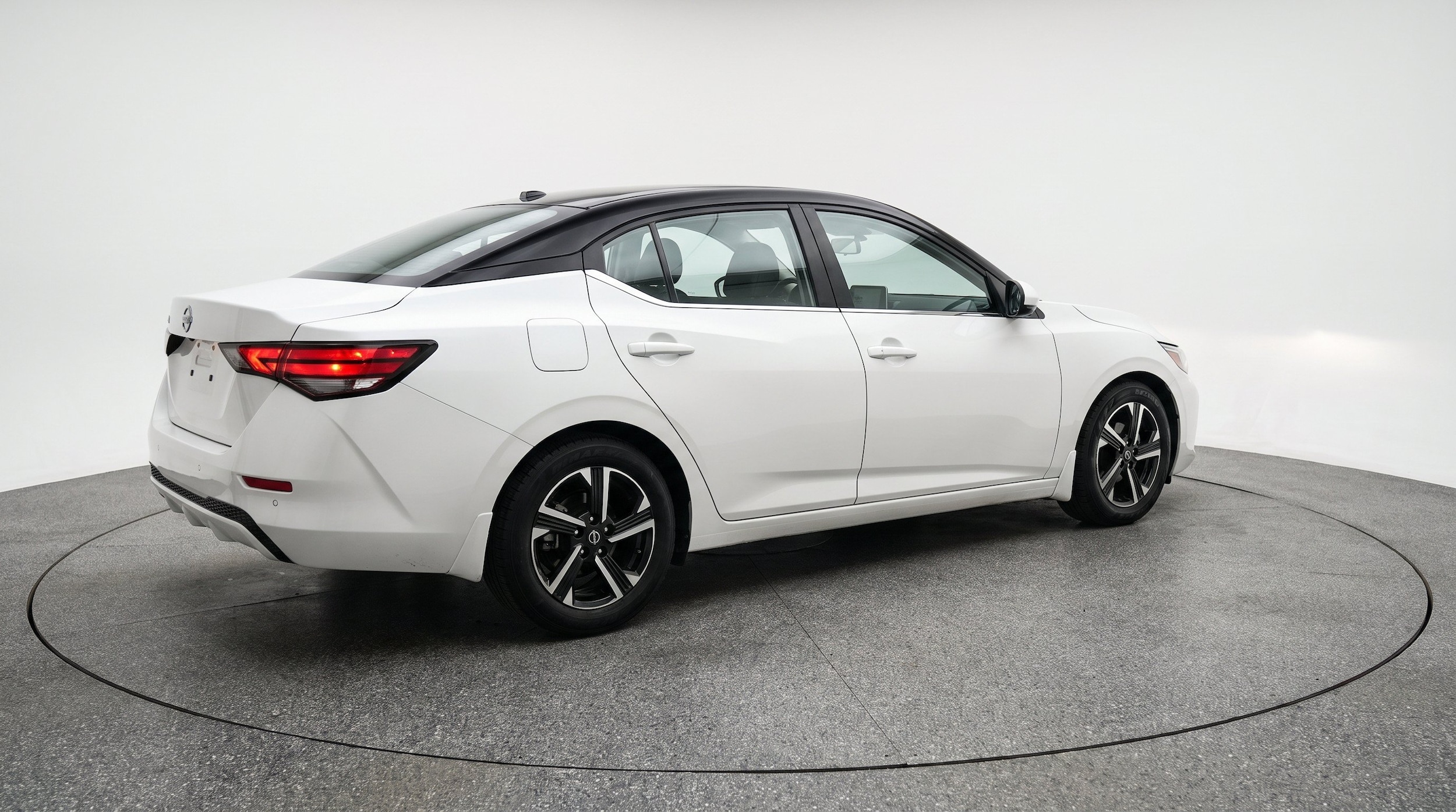 Thumbnail: 2025 Nissan Sentra - 9