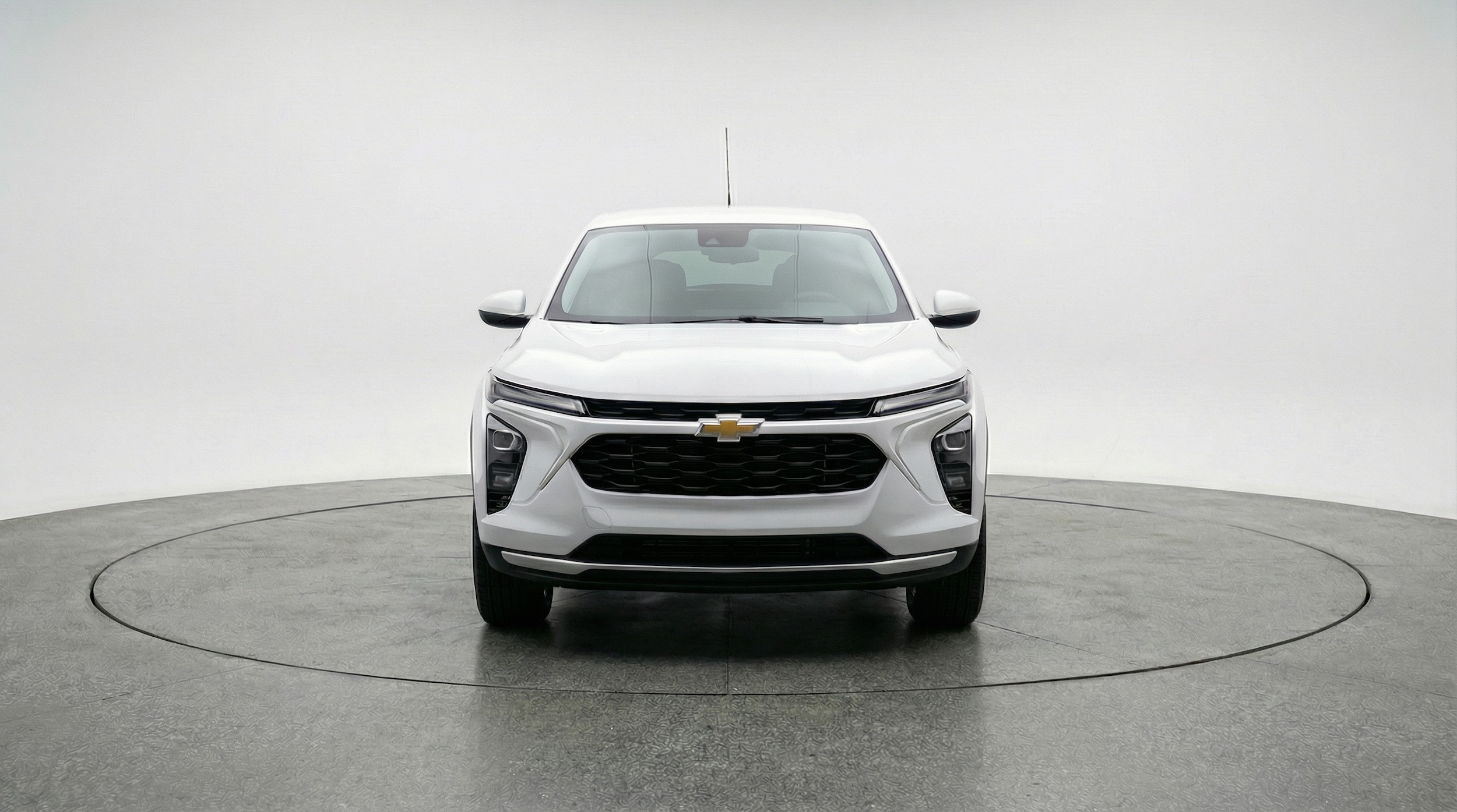 Thumbnail: 2025 Chevrolet Trax - 2
