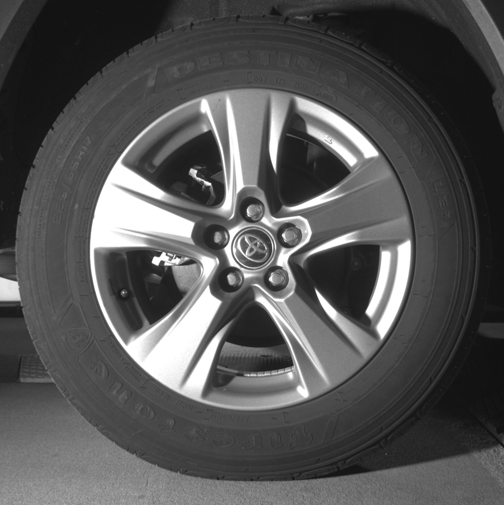 Thumbnail: 2025 Toyota RAV4 - 12