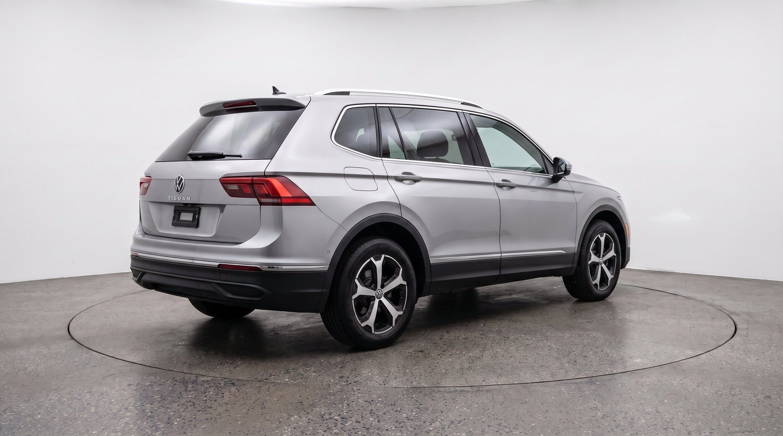 Thumbnail: 2026 Volkswagen Tiguan - 9