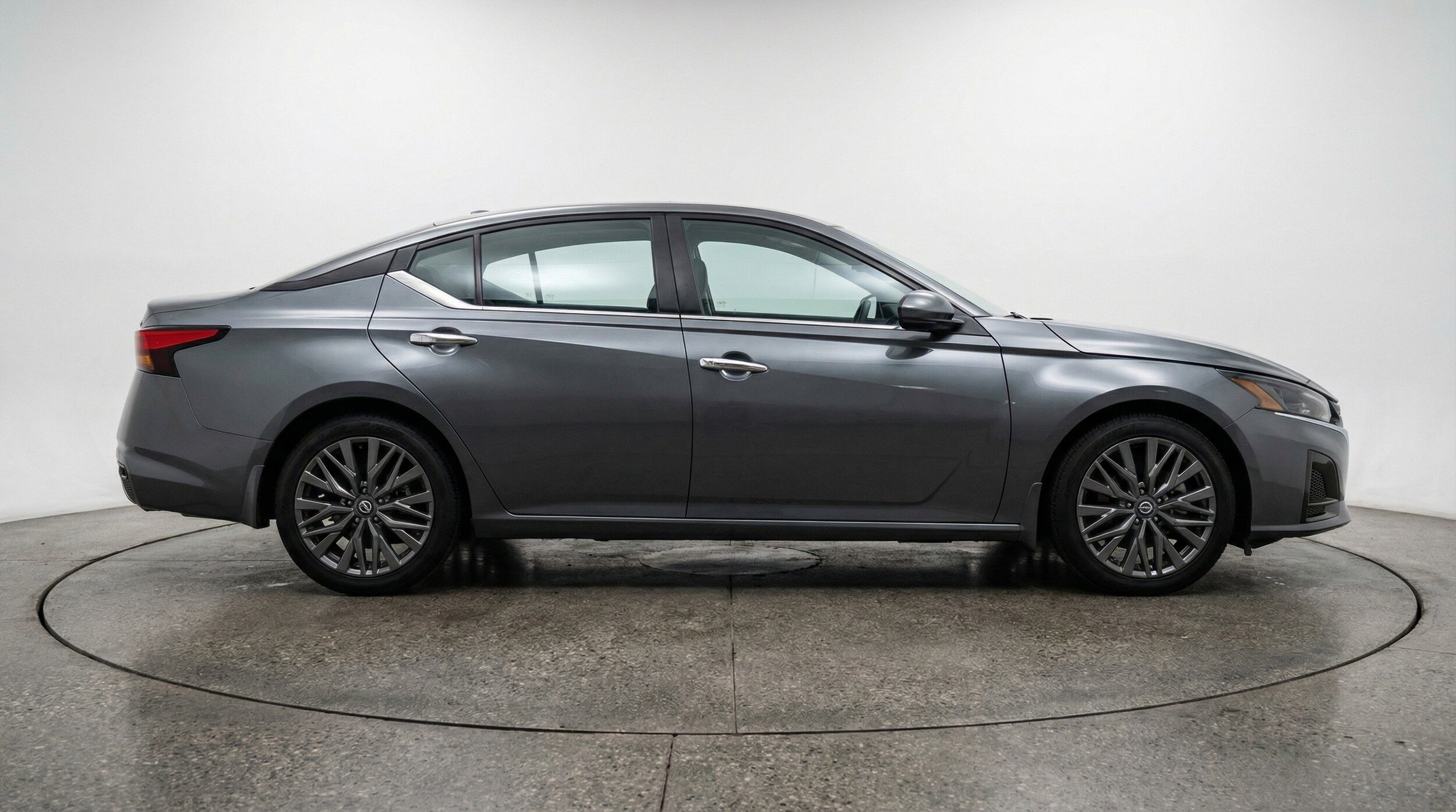 Thumbnail: 2025 Nissan Altima - 11