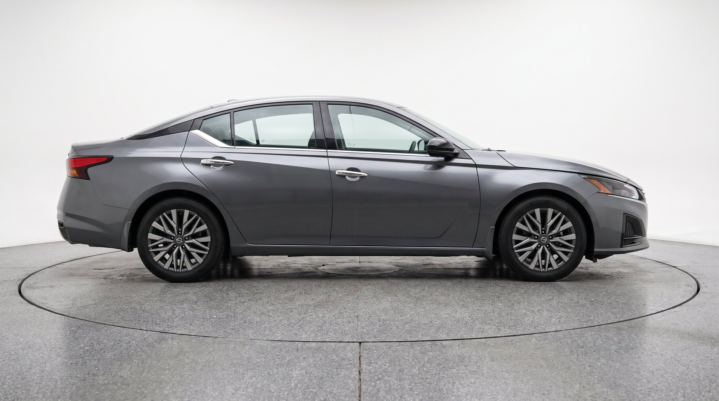 Thumbnail: 2025 Nissan Altima - 10