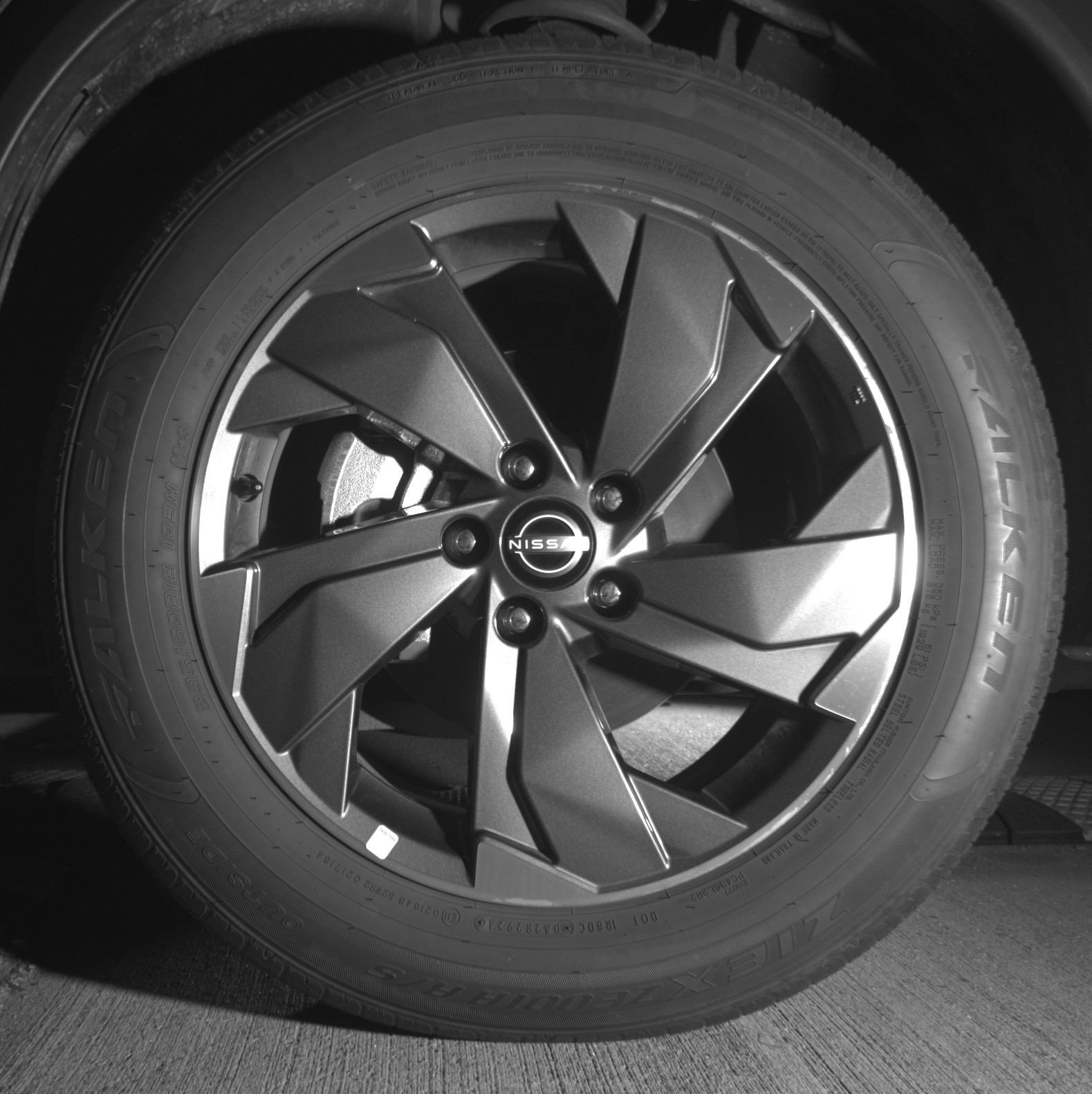 Thumbnail: 2025 Nissan Rogue - 12