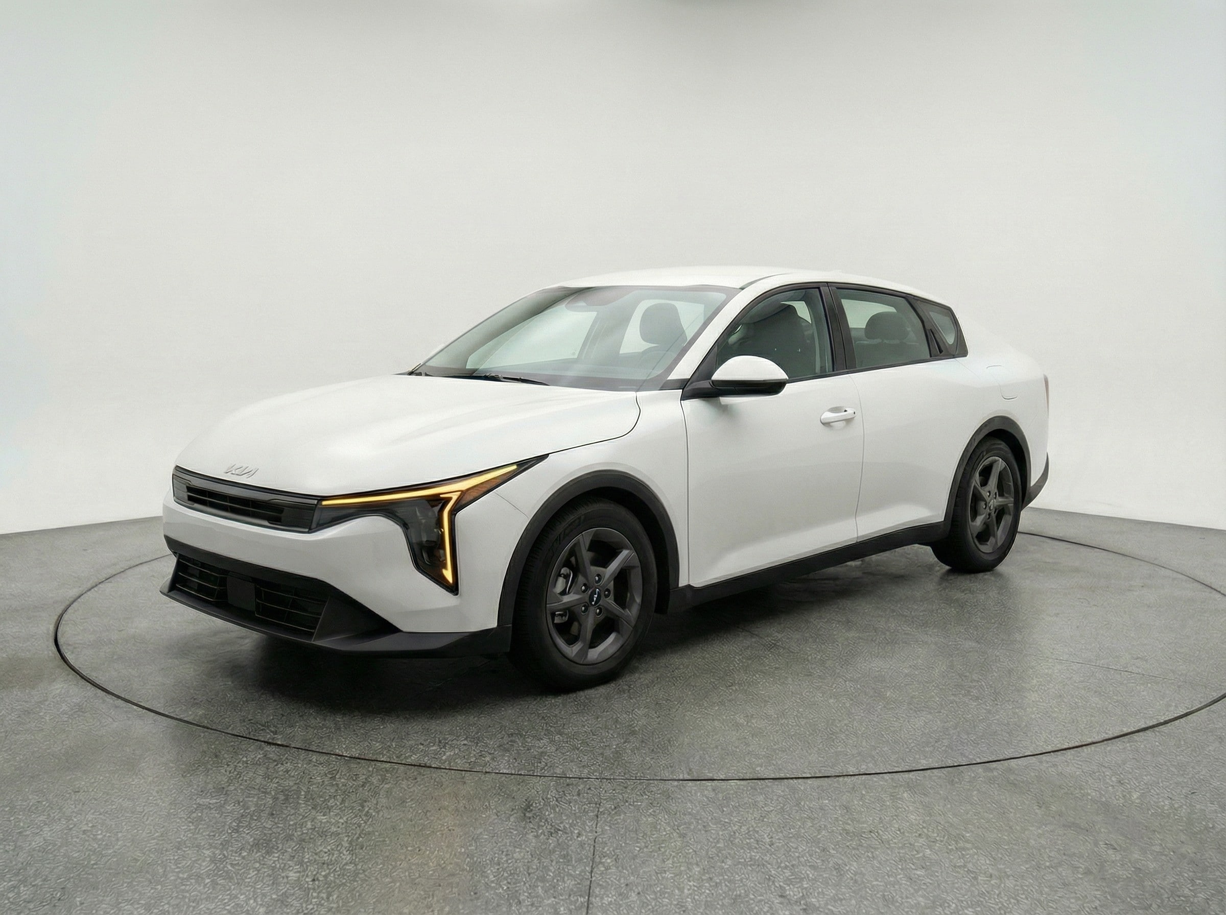 Thumbnail: 2025 Kia K4 - 3