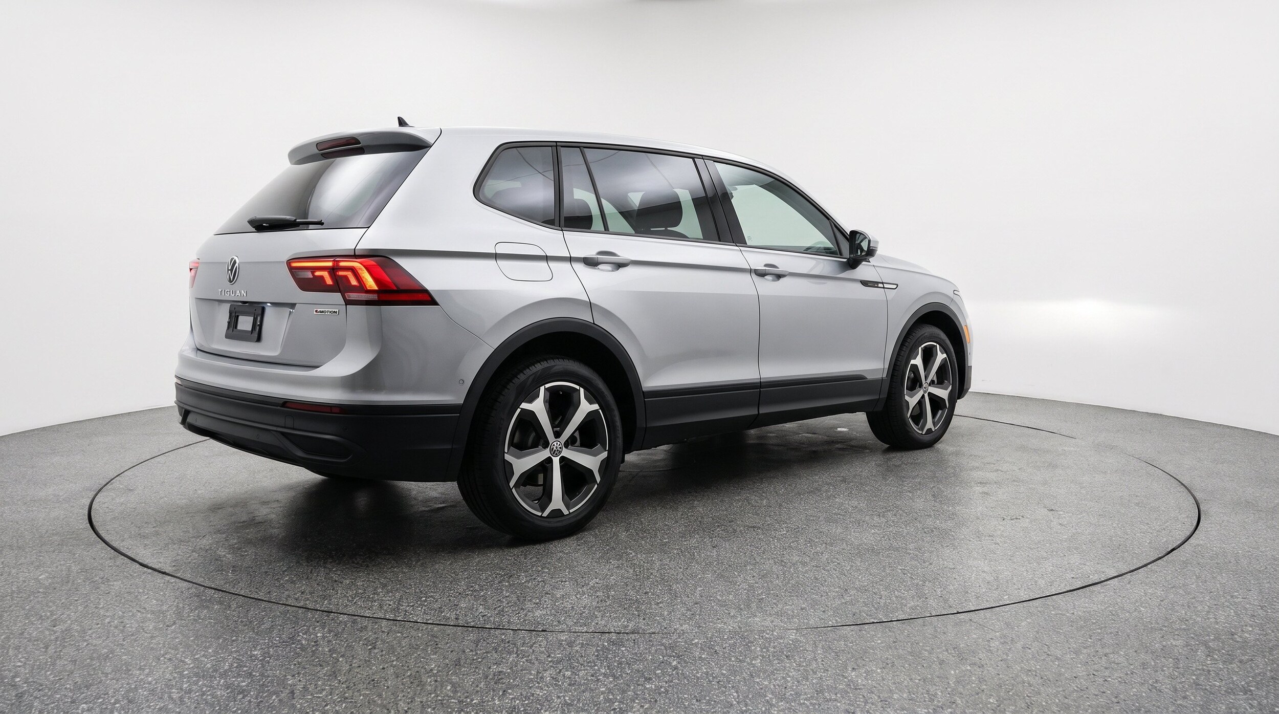 Thumbnail: 2026 Volkswagen Tiguan - 9