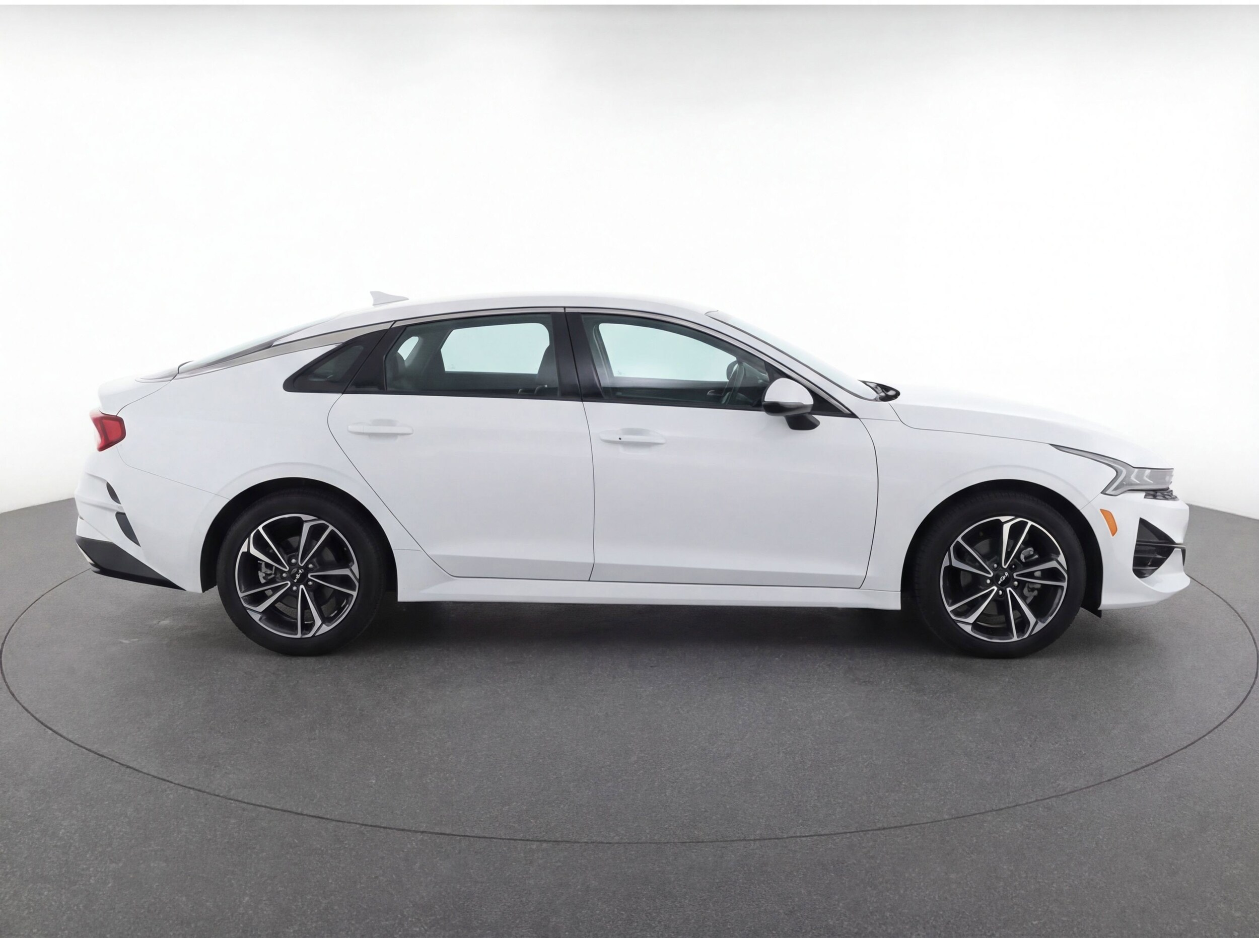 Thumbnail: 2023 Kia Forte - 11