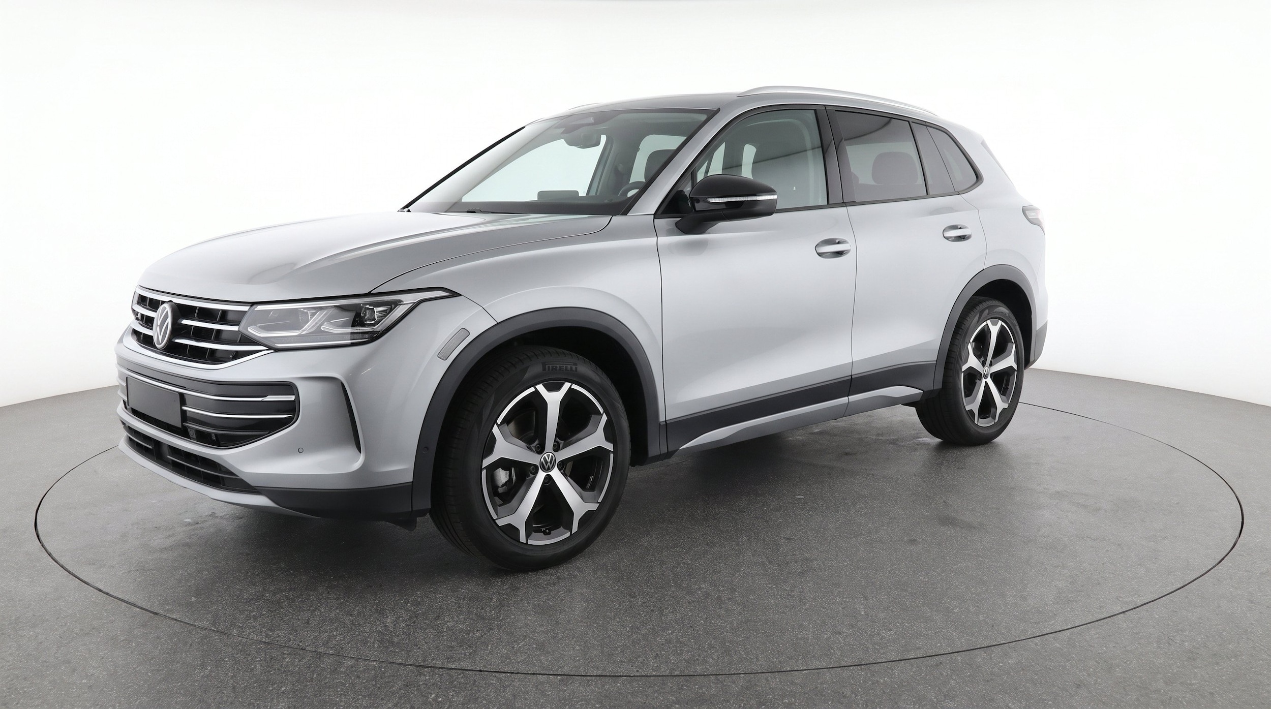 Thumbnail: 2026 Volkswagen Tiguan - 3