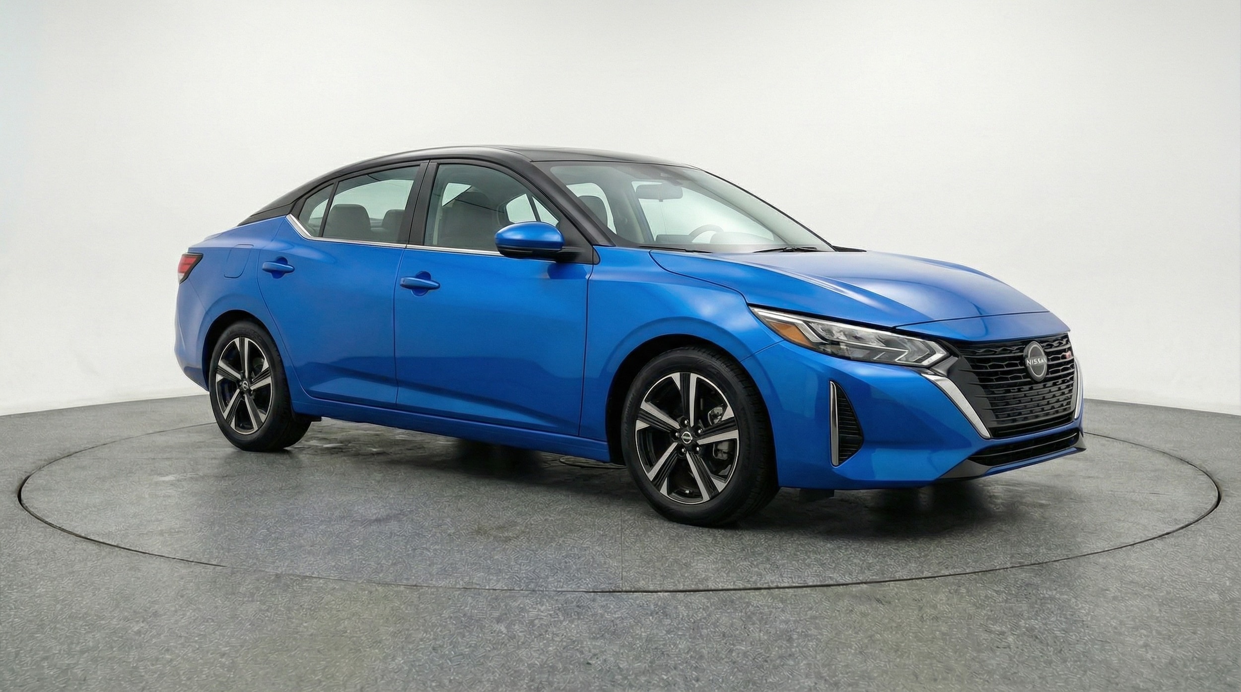 Thumbnail: 2025 Nissan Sentra - 1