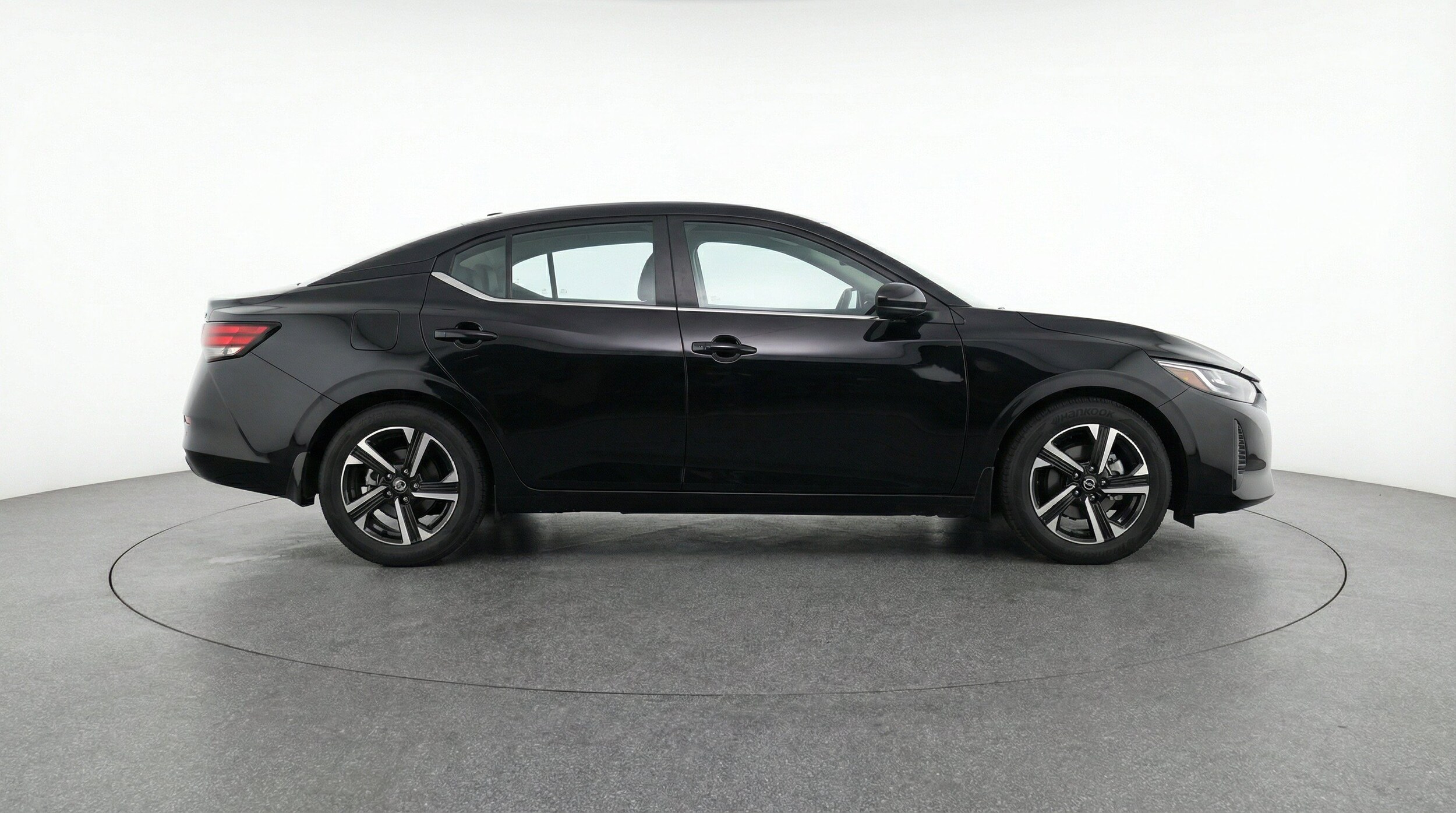 Thumbnail: 2025 Nissan Sentra - 11