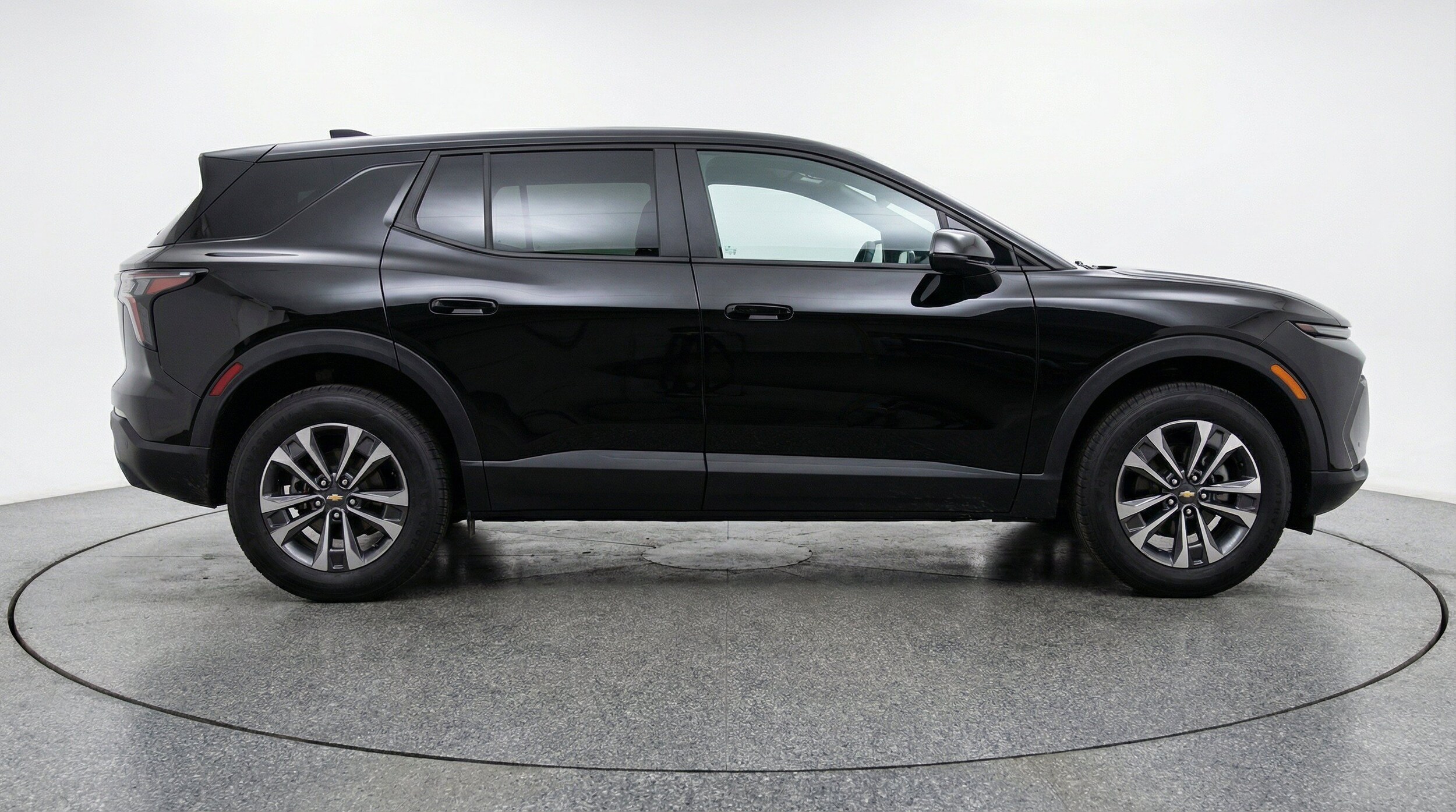 Thumbnail: 2025 Chevrolet Equinox - 11