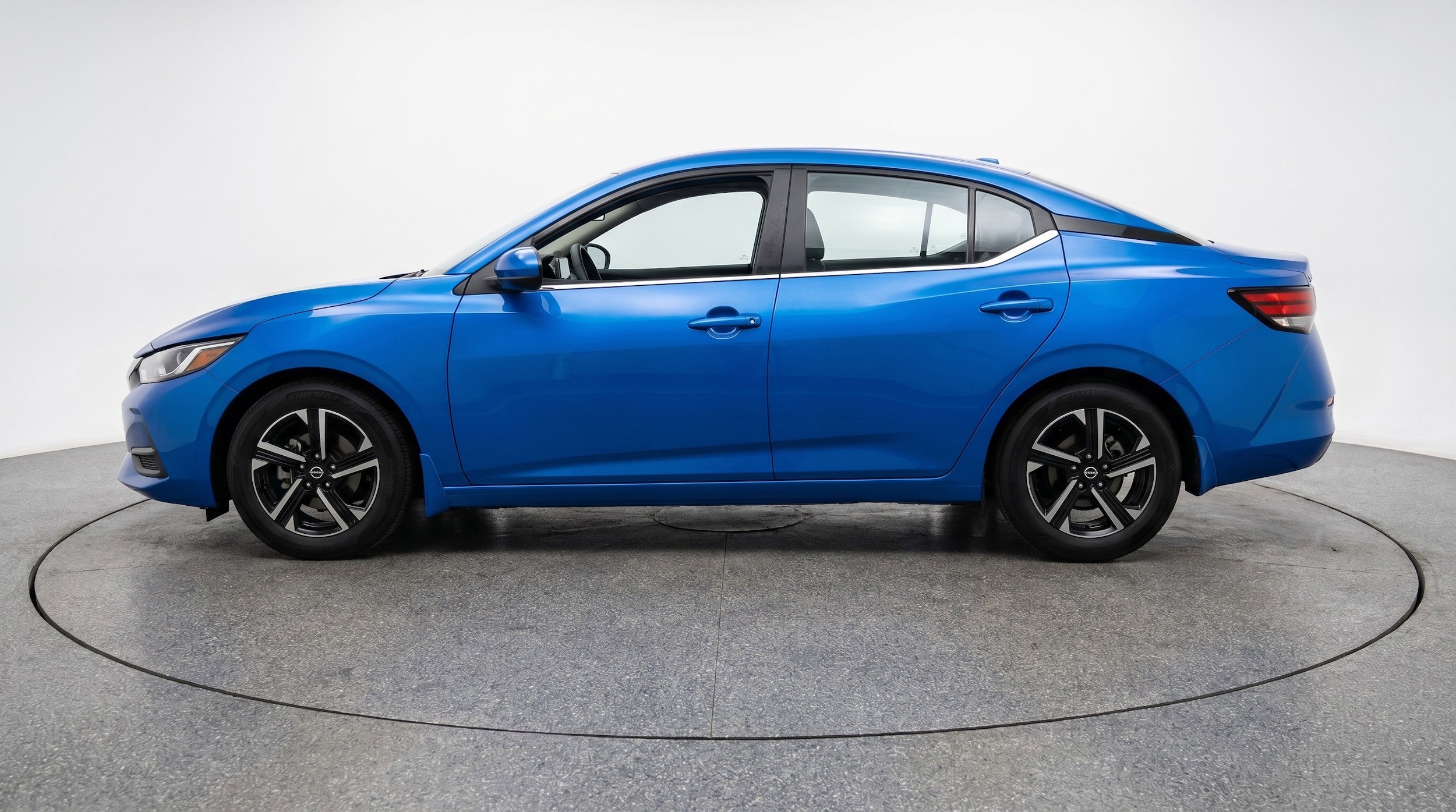 Thumbnail: 2025 Nissan Sentra - 5