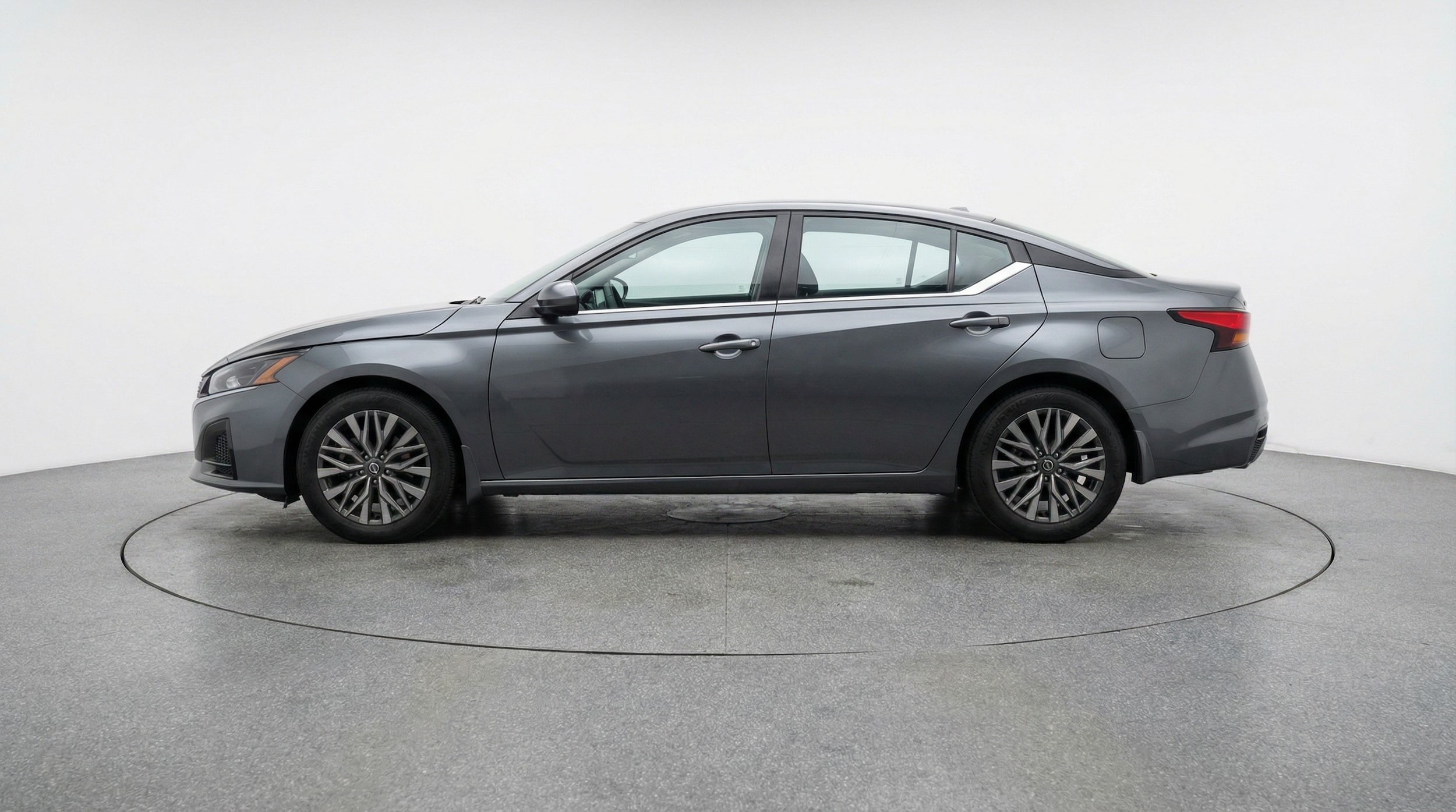 Thumbnail: 2025 Nissan Altima - 4