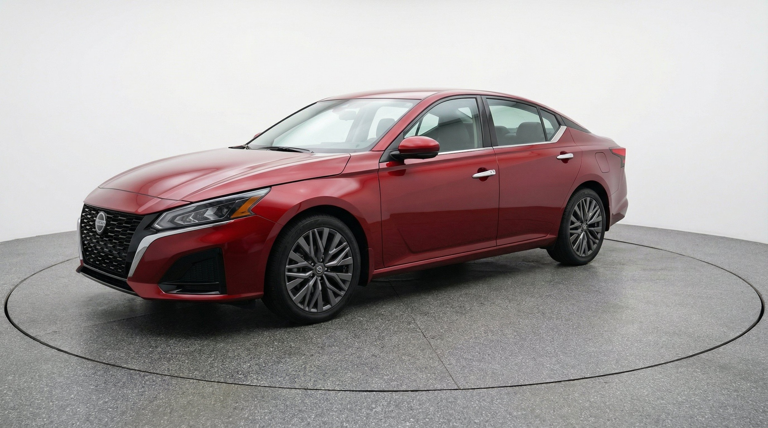 Thumbnail: 2025 Nissan Altima - 3