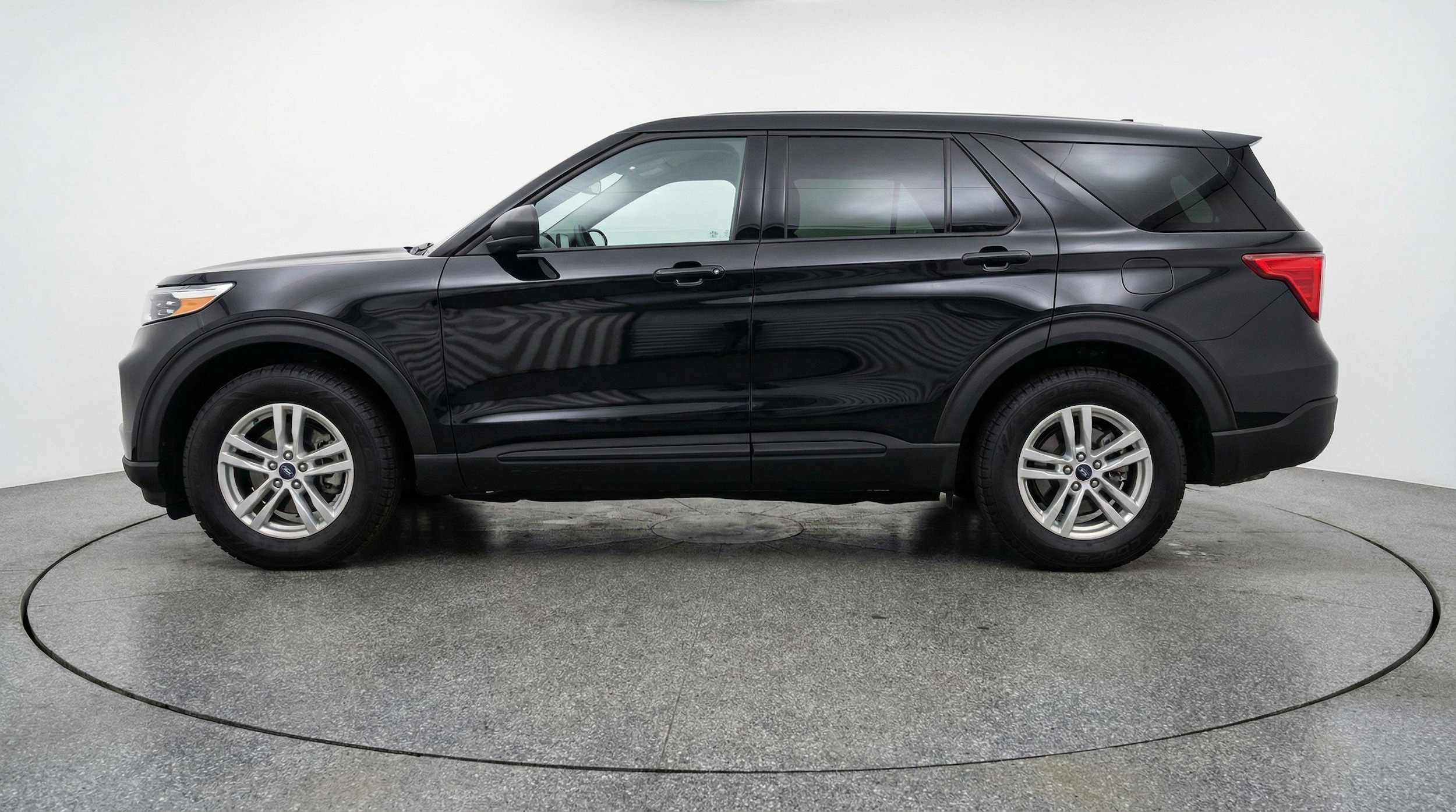 Thumbnail: 2024 Ford Explorer - 5