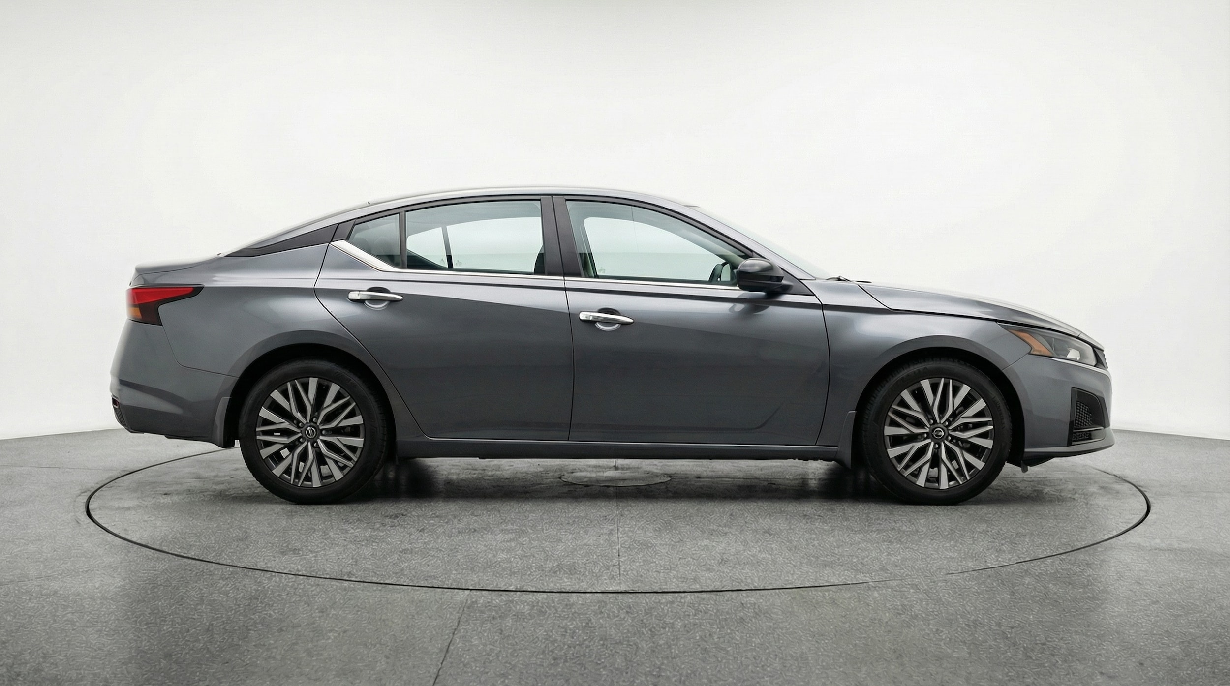 Thumbnail: 2025 Nissan Altima - 8