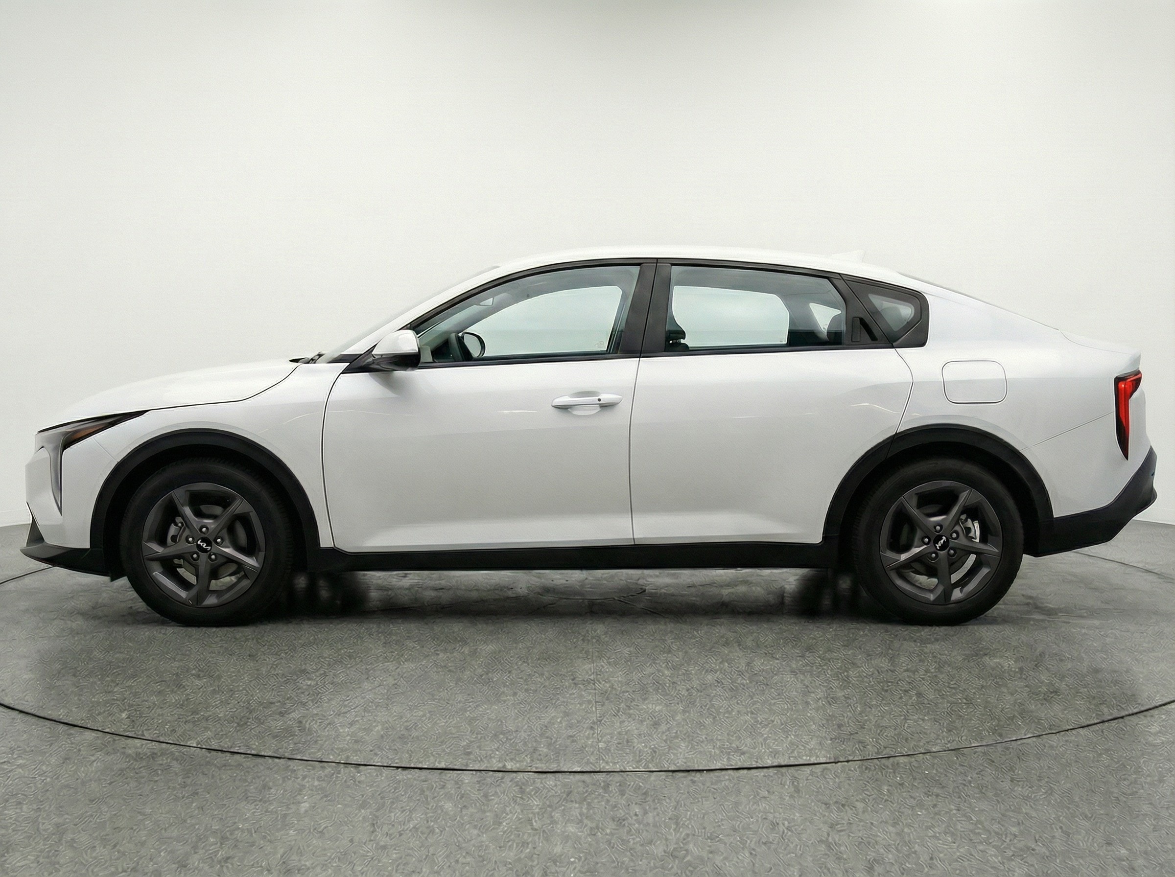 Thumbnail: 2025 Kia K4 - 4