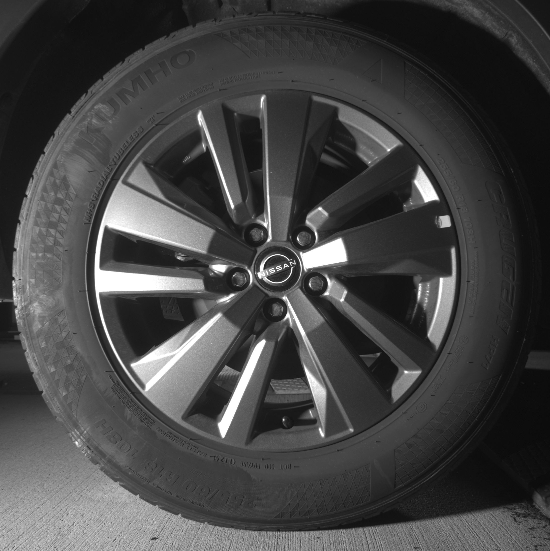 Thumbnail: 2025 Nissan Pathfinder - 12