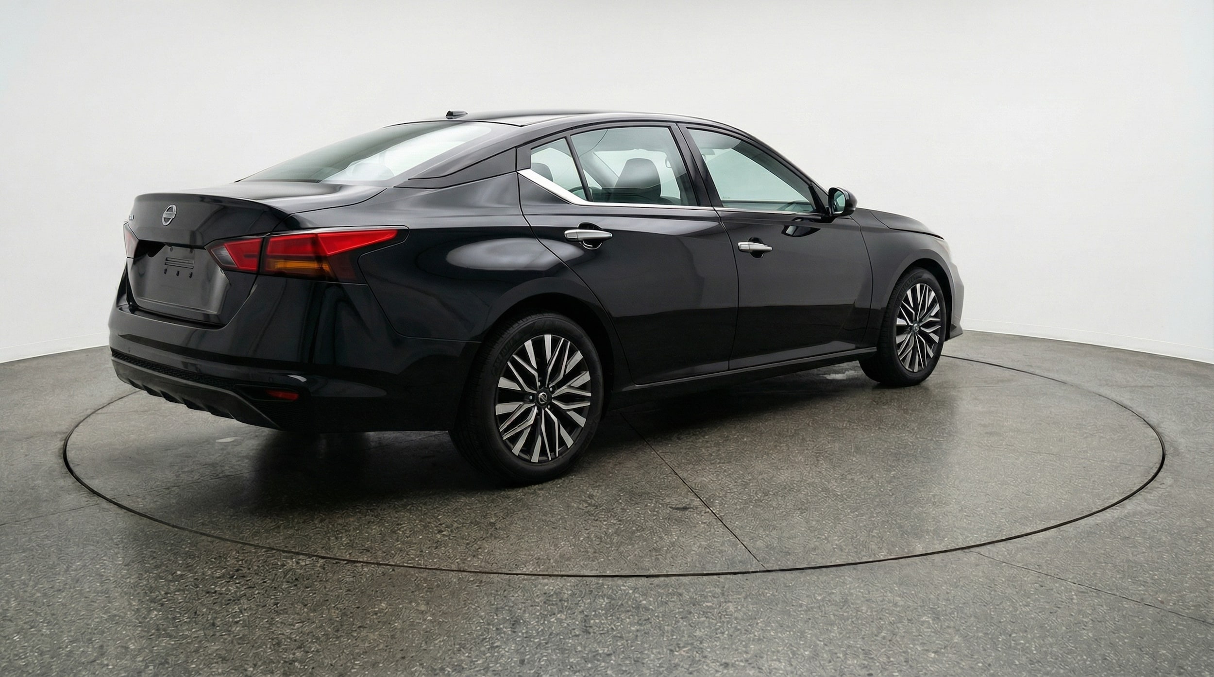 Thumbnail: 2025 Nissan Altima - 7