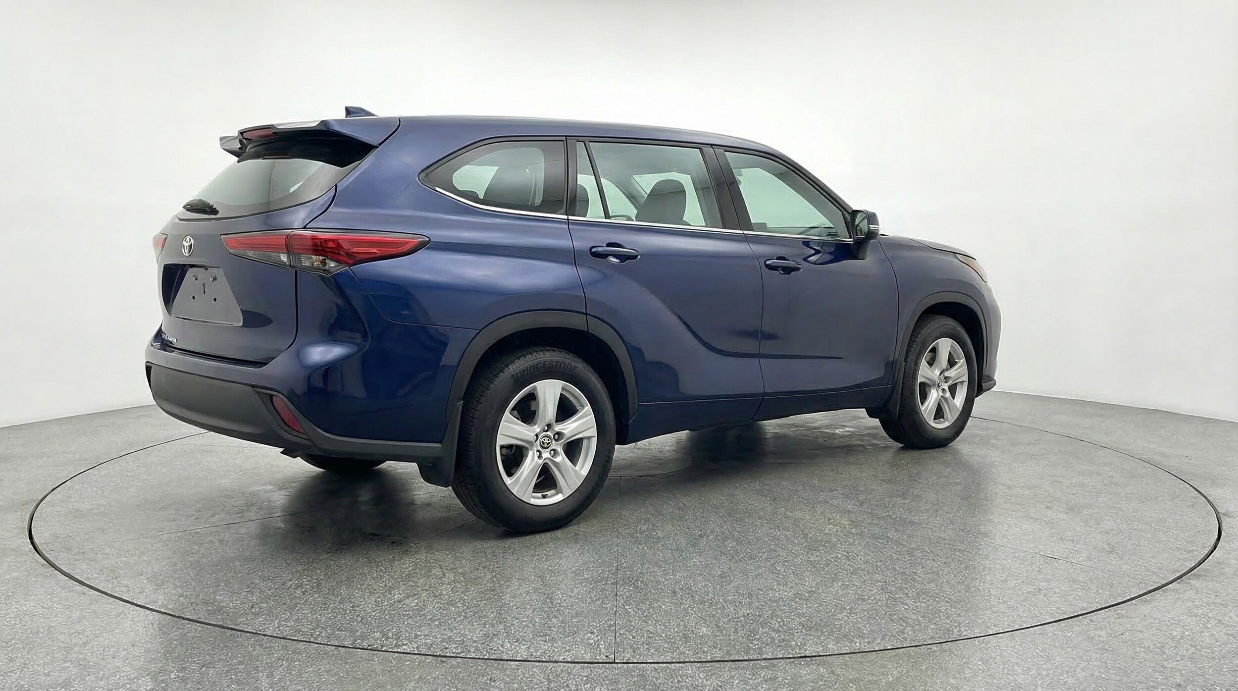 Thumbnail: 2025 Toyota Highlander - 9