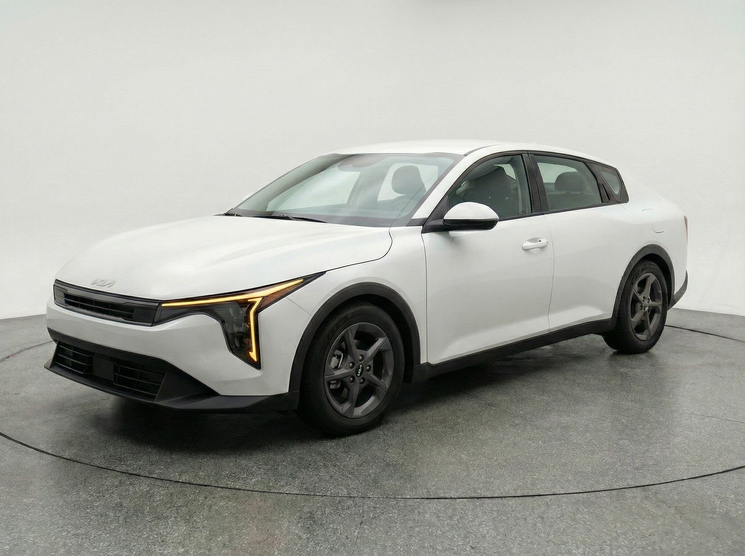 Thumbnail: 2025 Kia K4 - 3