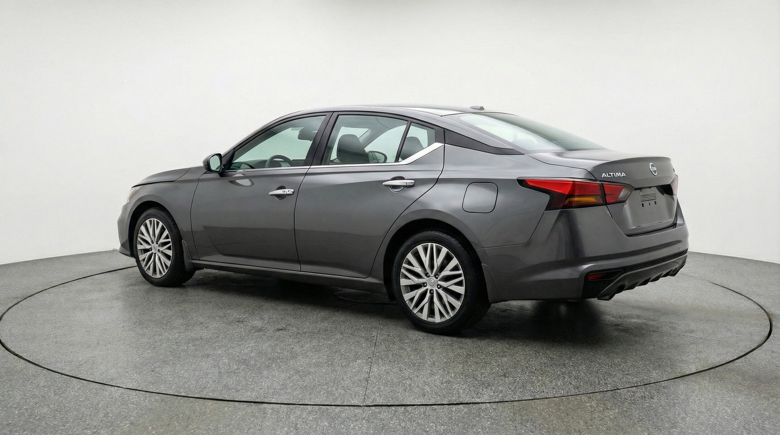 Thumbnail: 2025 Nissan Altima - 6