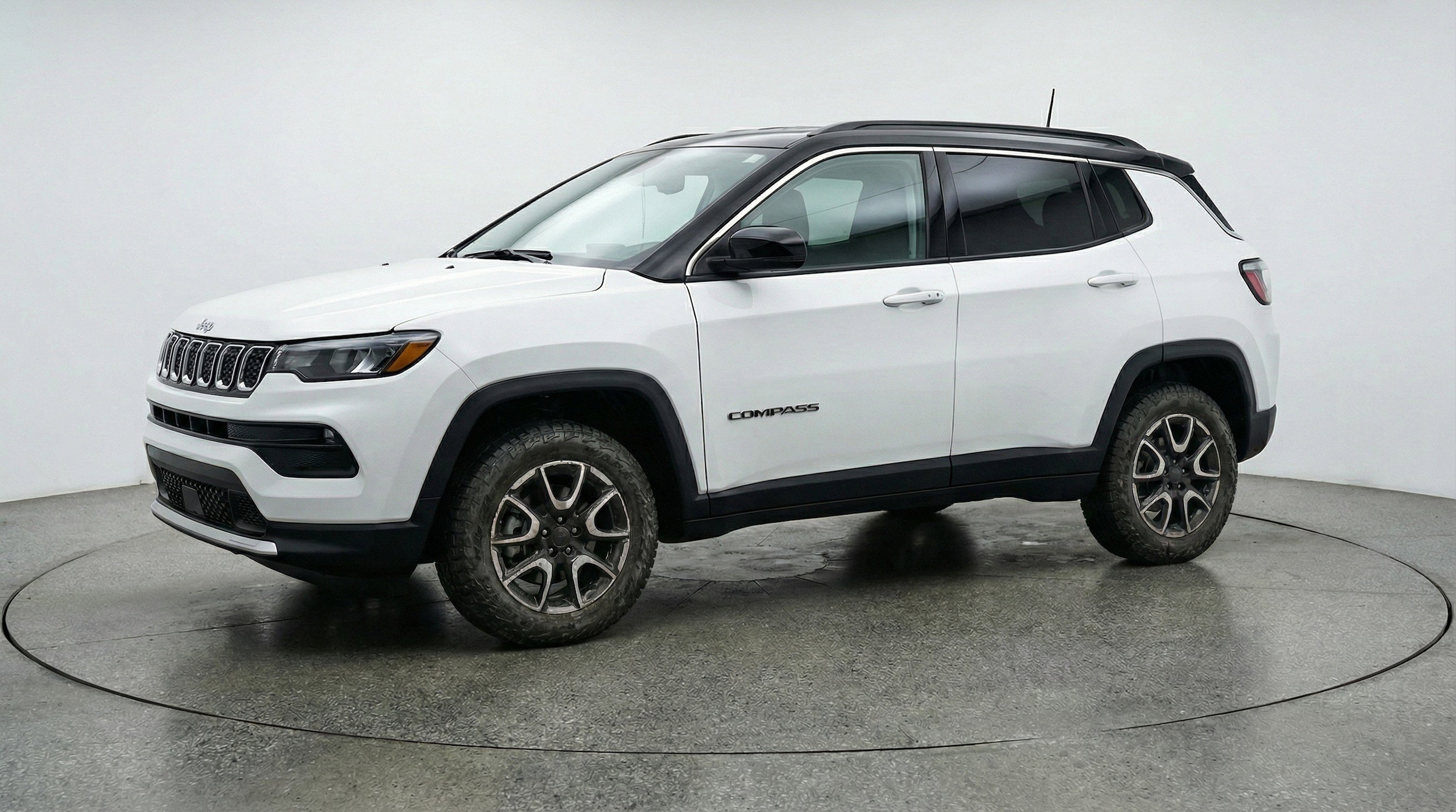 Thumbnail: 2025 Jeep Compass - 3