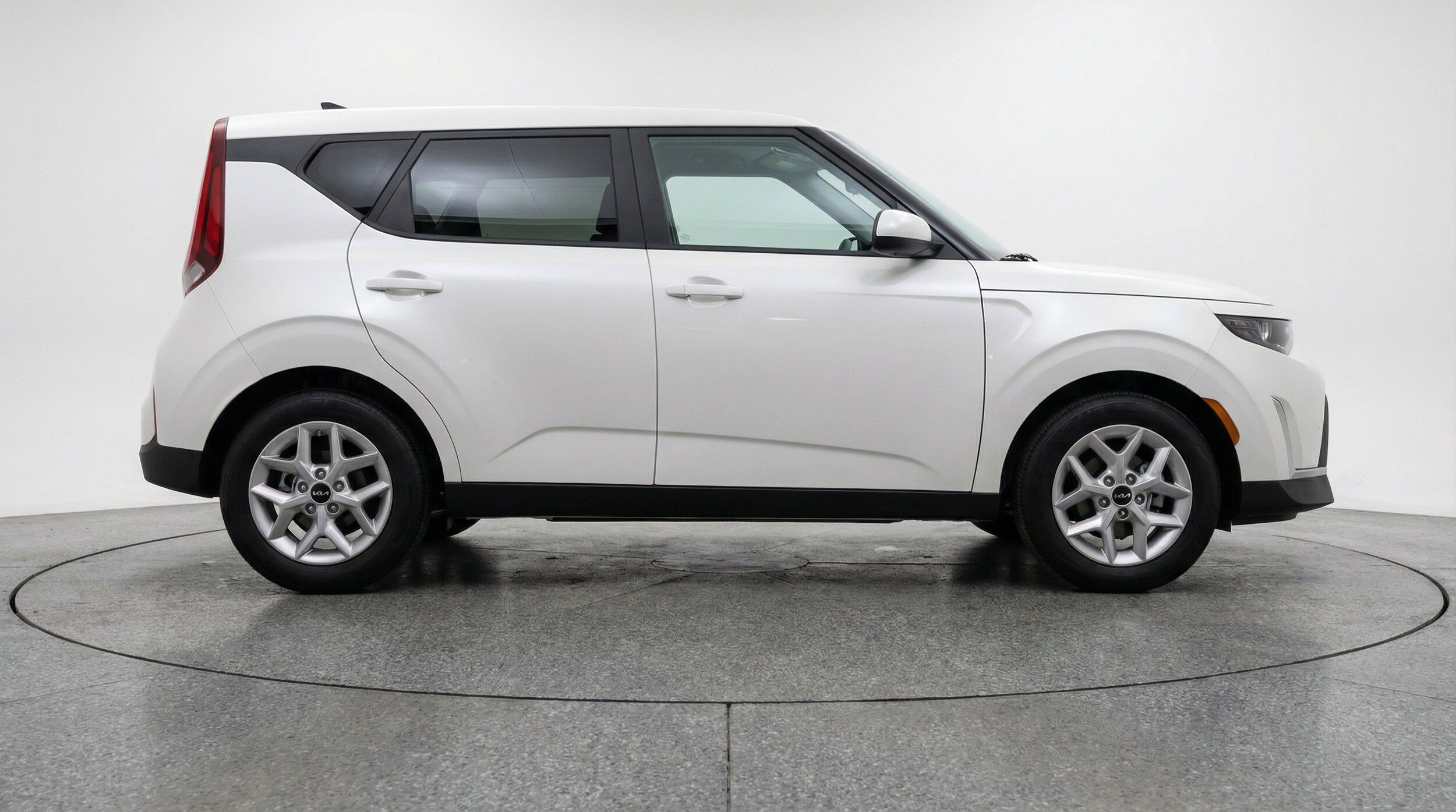 Thumbnail: 2025 Kia Soul - 11