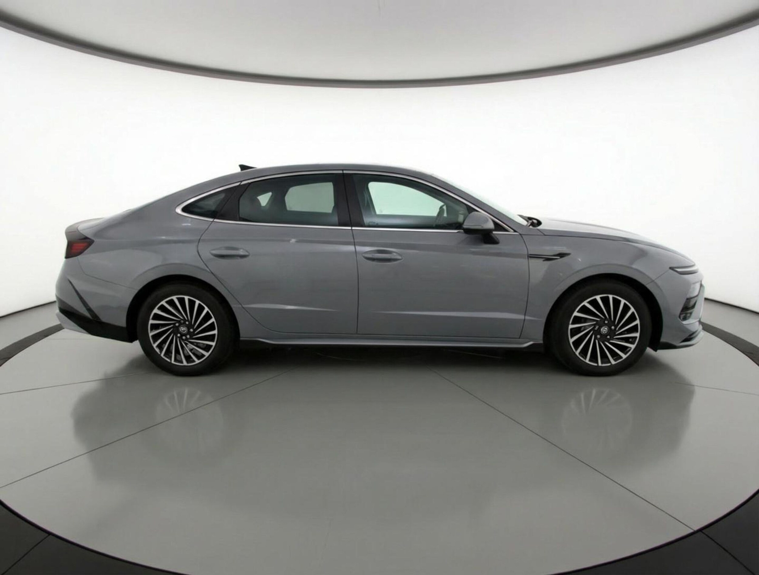 Thumbnail: 2025 Hyundai Sonata - 8