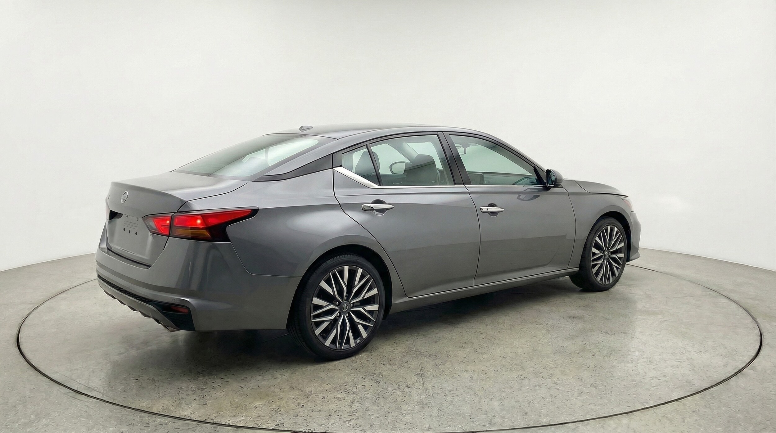 Thumbnail: 2025 Nissan Altima - 7