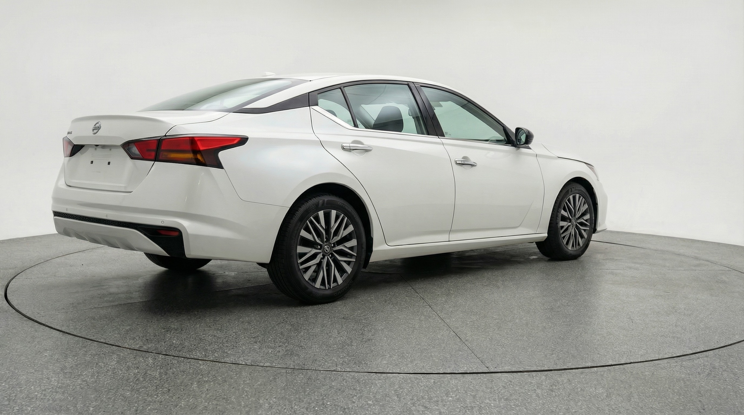 Thumbnail: 2025 Nissan Altima - 7