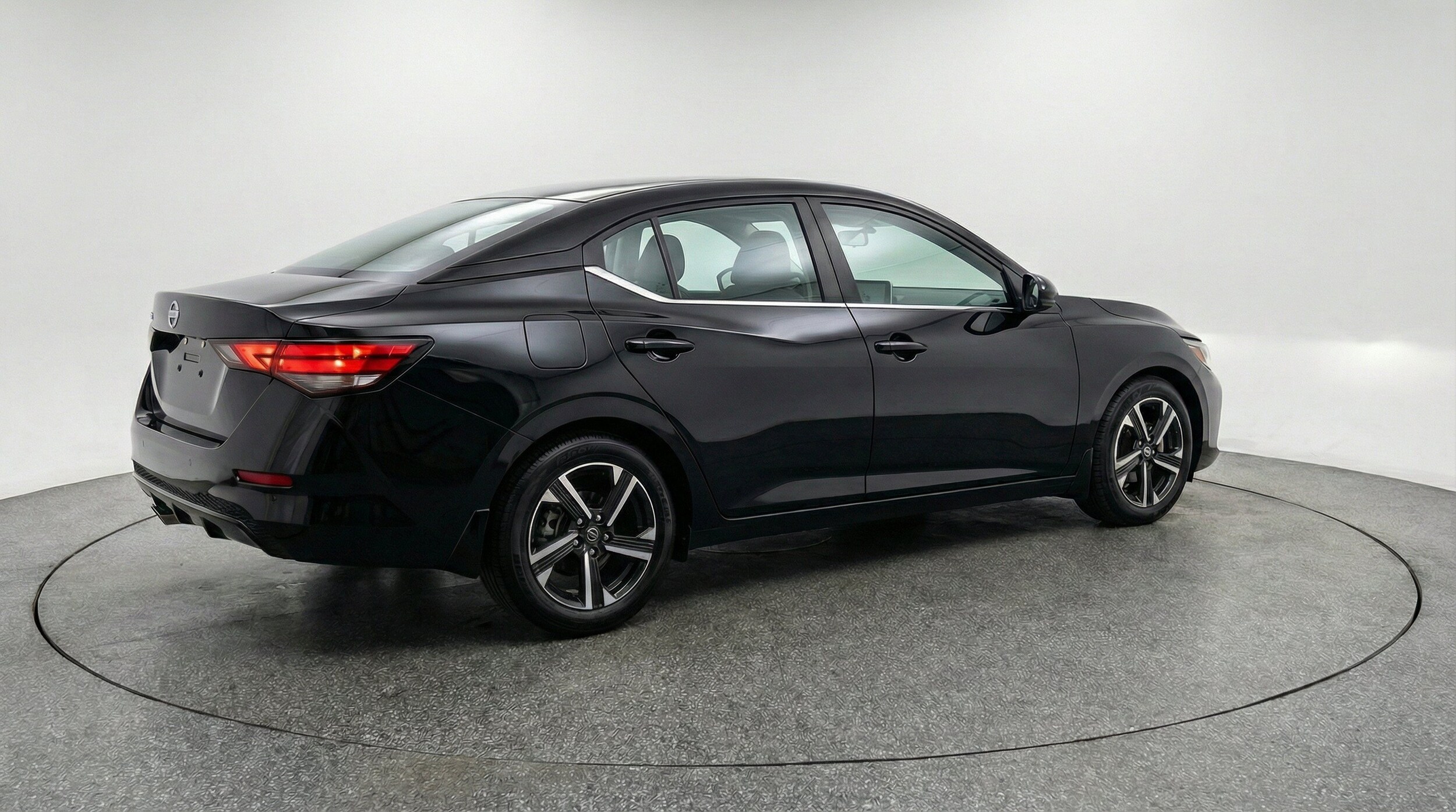 Thumbnail: 2025 Nissan Sentra - 9