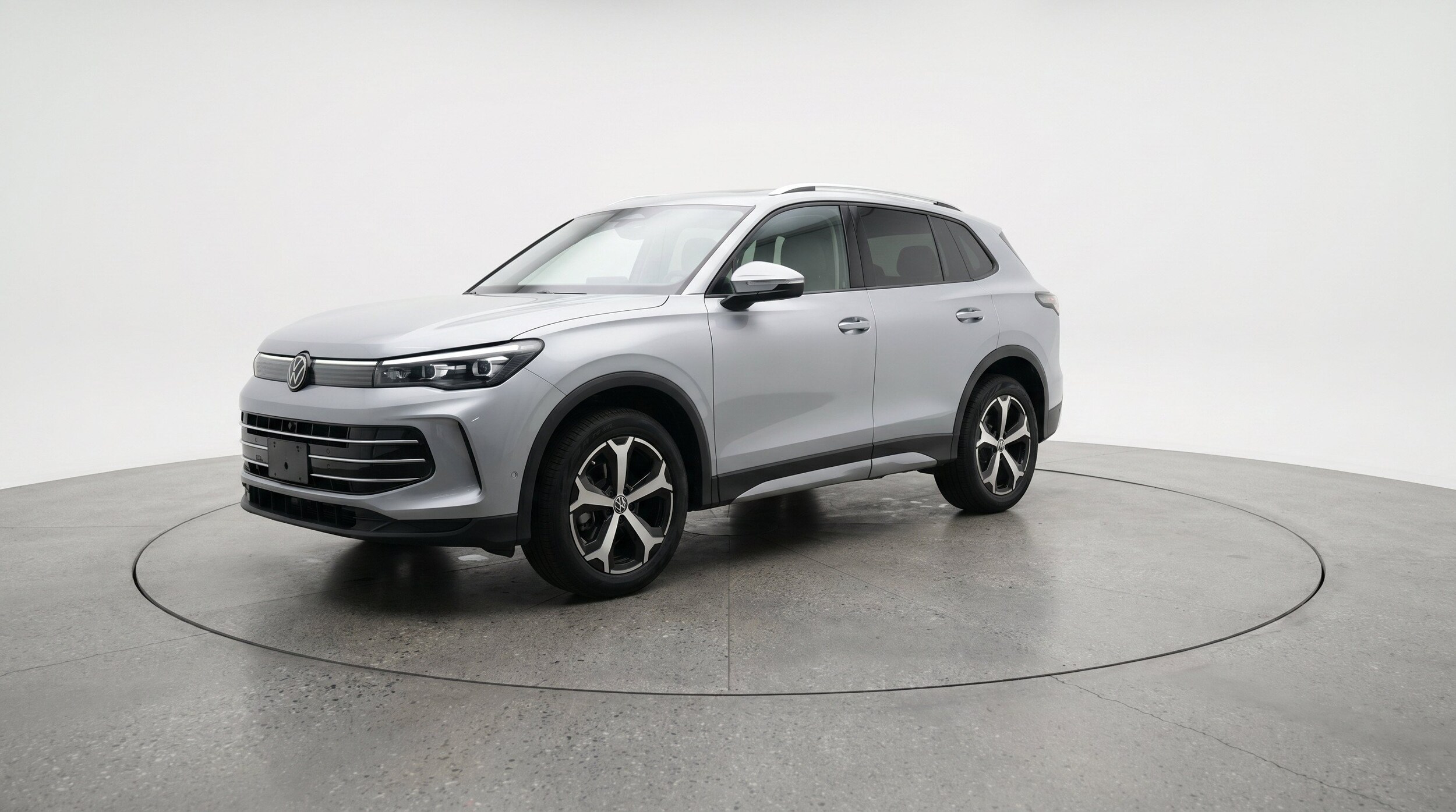 Thumbnail: 2026 Volkswagen Tiguan - 3